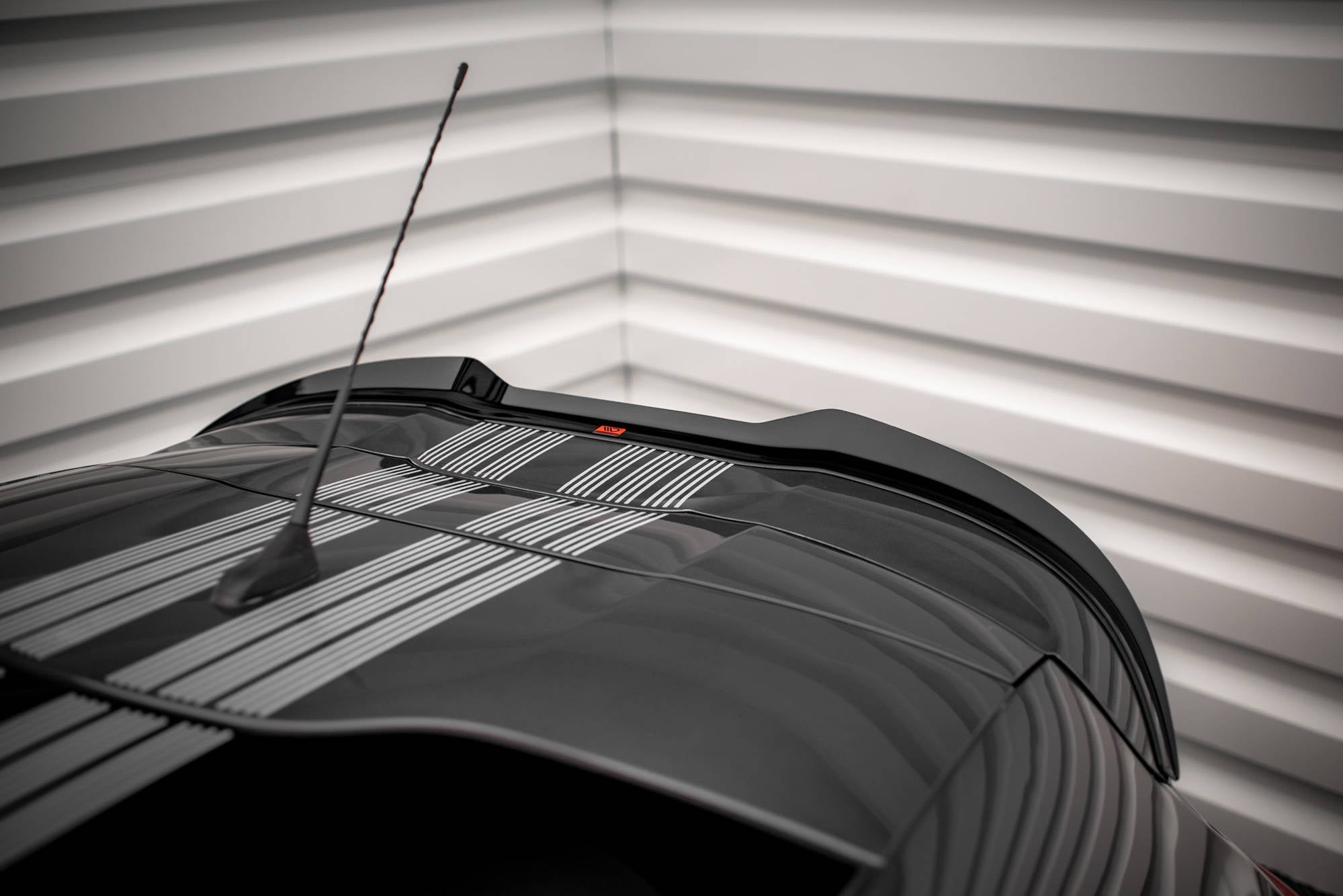 Maxton Design Extensión de alerón para Peugeot 208 GTi Mk1 - imagen 3