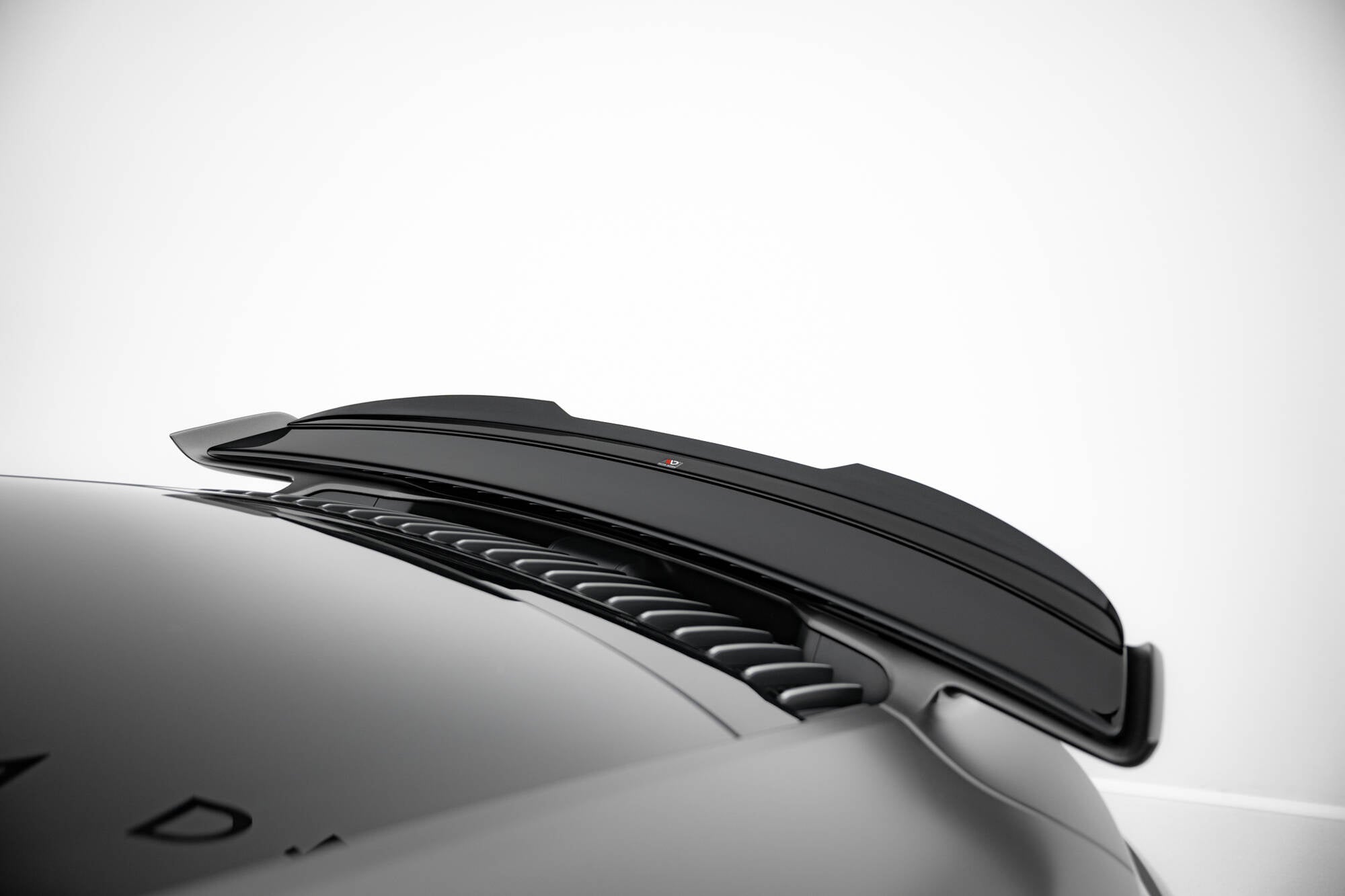 Maxton Design Extensión de alerón para Porsche 911 Turbo S Sport Package 992 - imagen 4