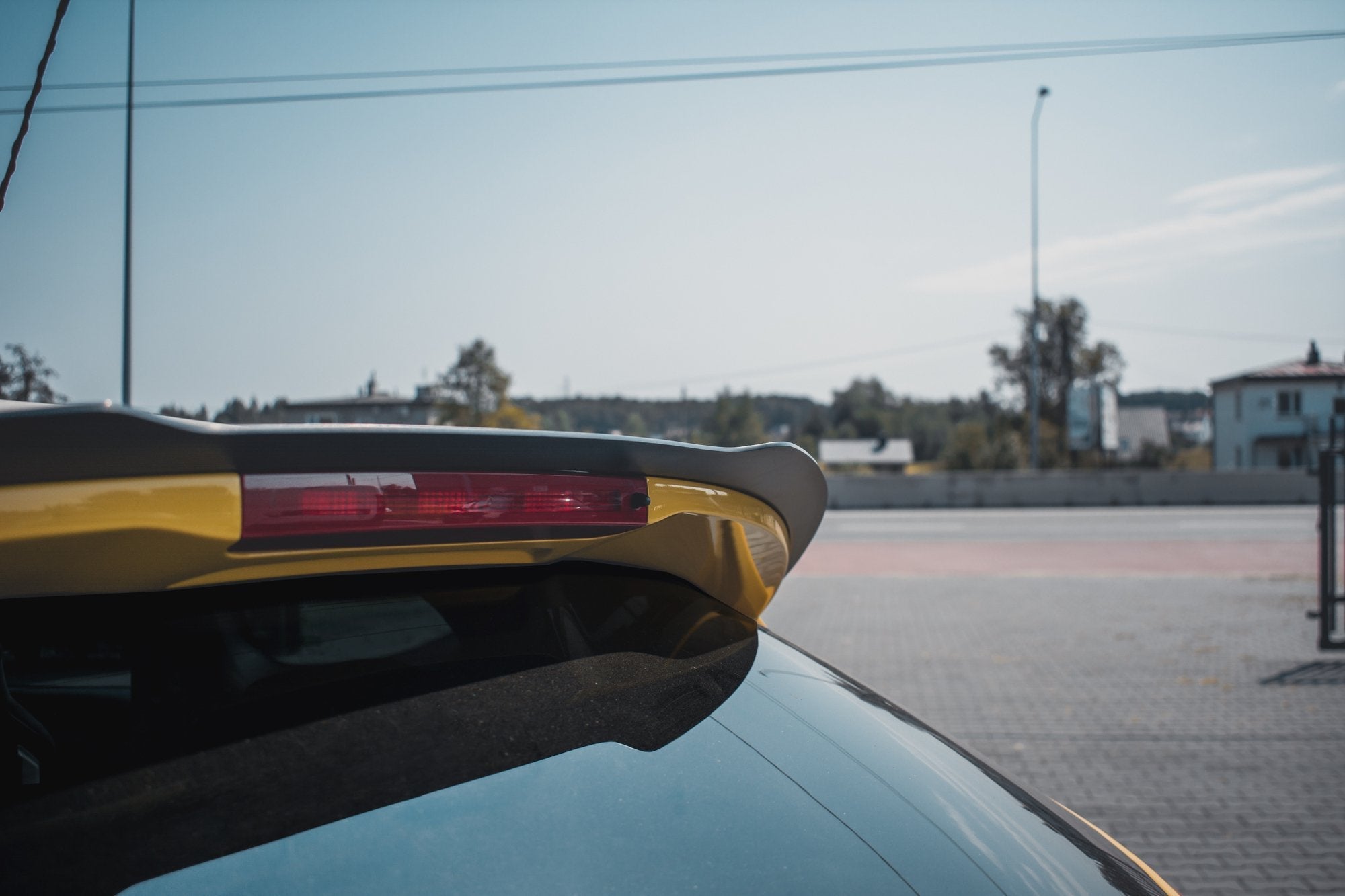 Maxton Design Extensión de alerón para Renault Megane Mk3 RS - imagen 3