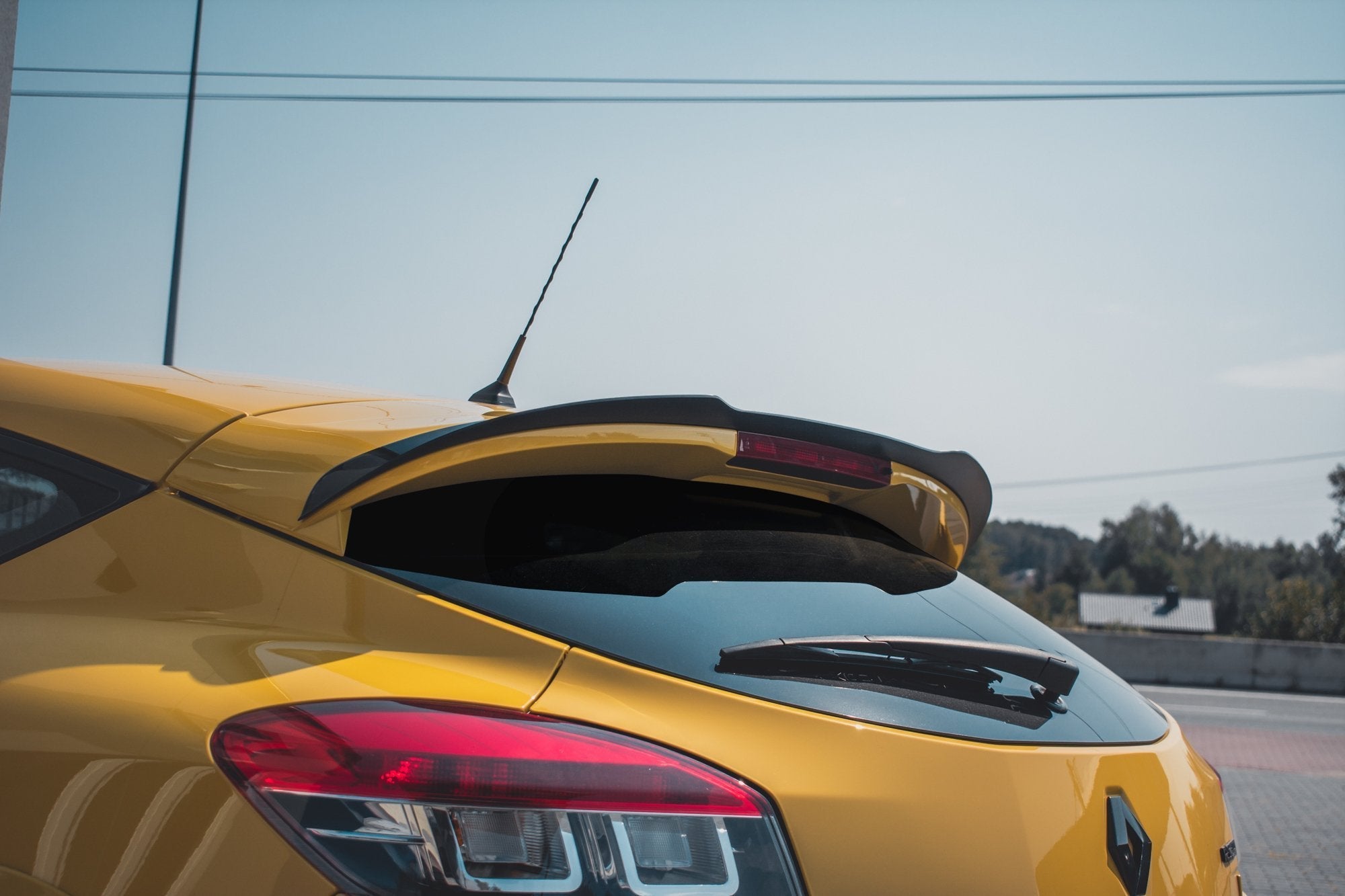 Maxton Design Extensión de alerón para Renault Megane Mk3 RS - imagen 2