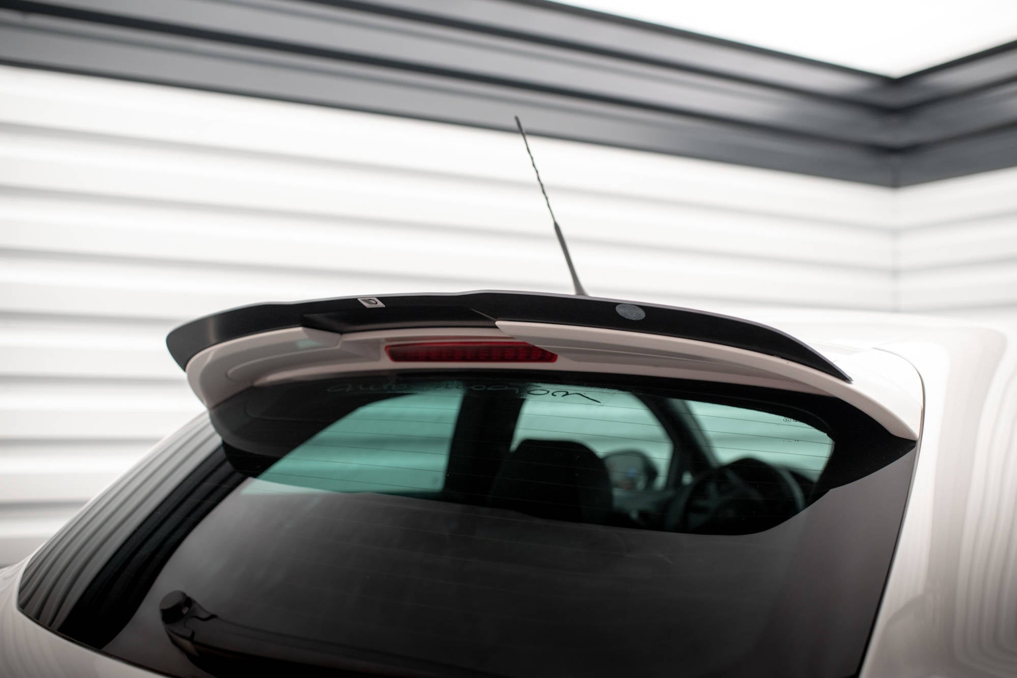 Maxton Design Extensión de alerón para Seat Ibiza Mk4 SportCoupe - imagen 1
