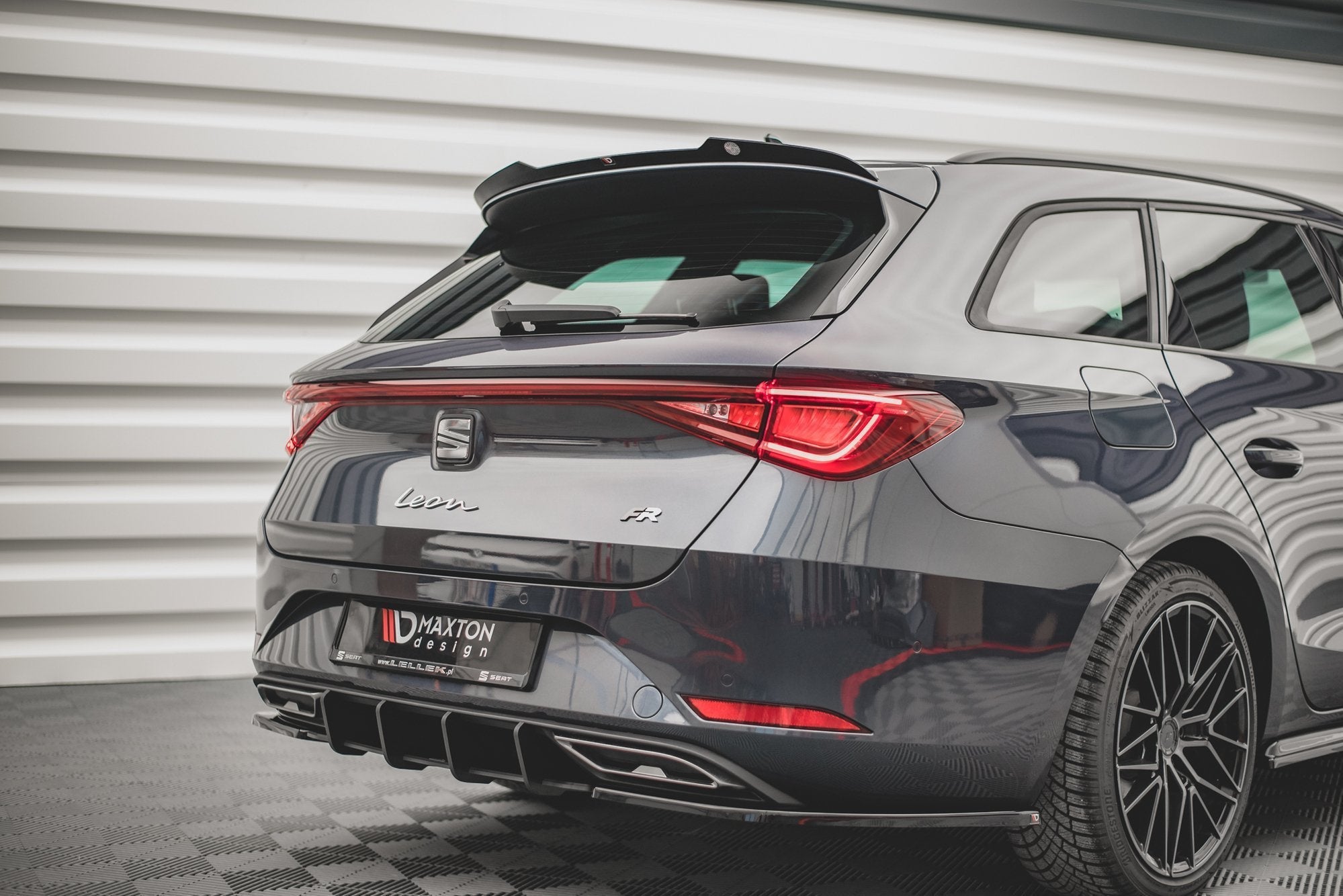 Maxton Design Extensión de alerón para Seat Leon FR ST Mk4 / Cupra Leon - imagen 2