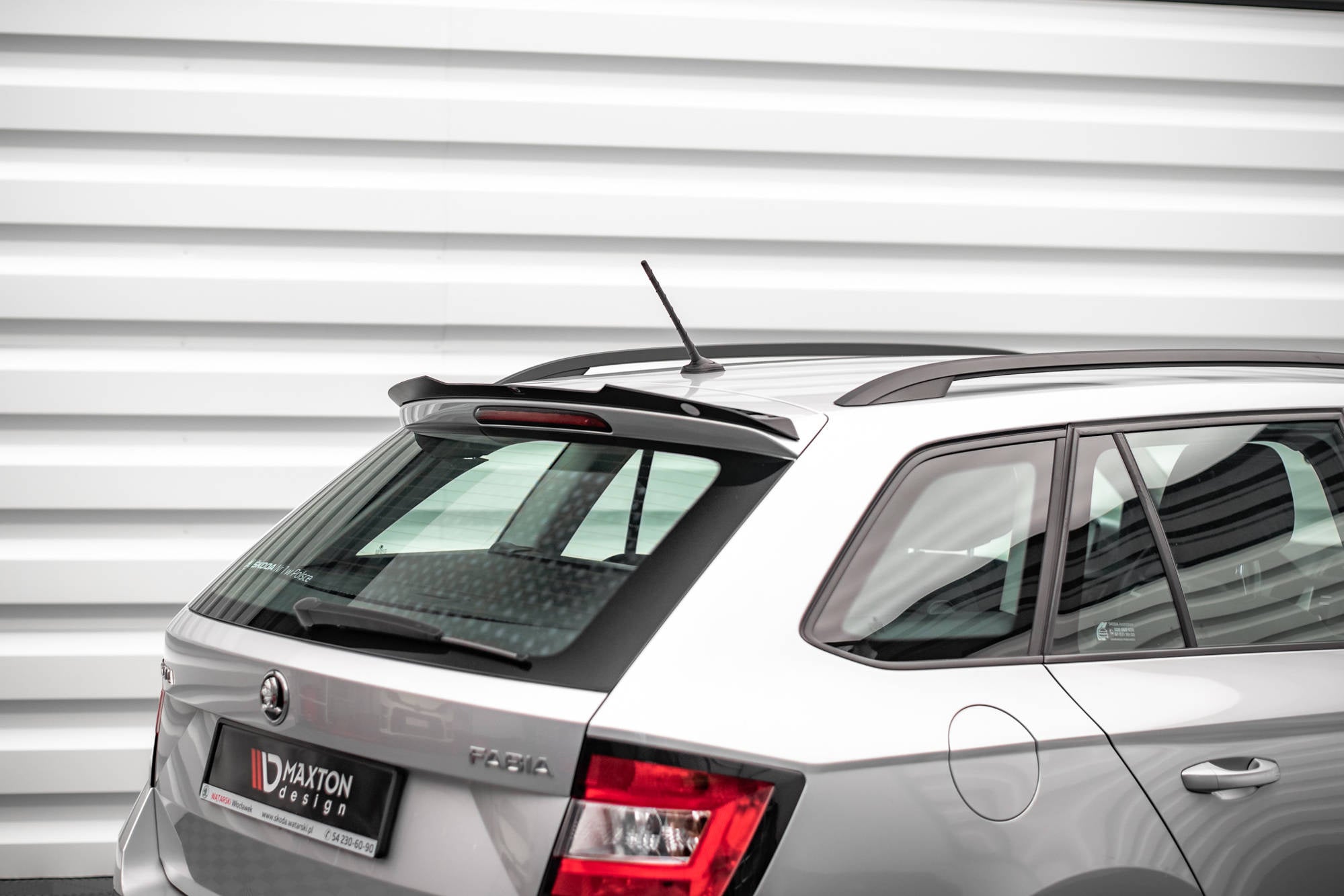 Maxton Design Extensión de alerón para Skoda Fabia Combi Mk3 - imagen 1