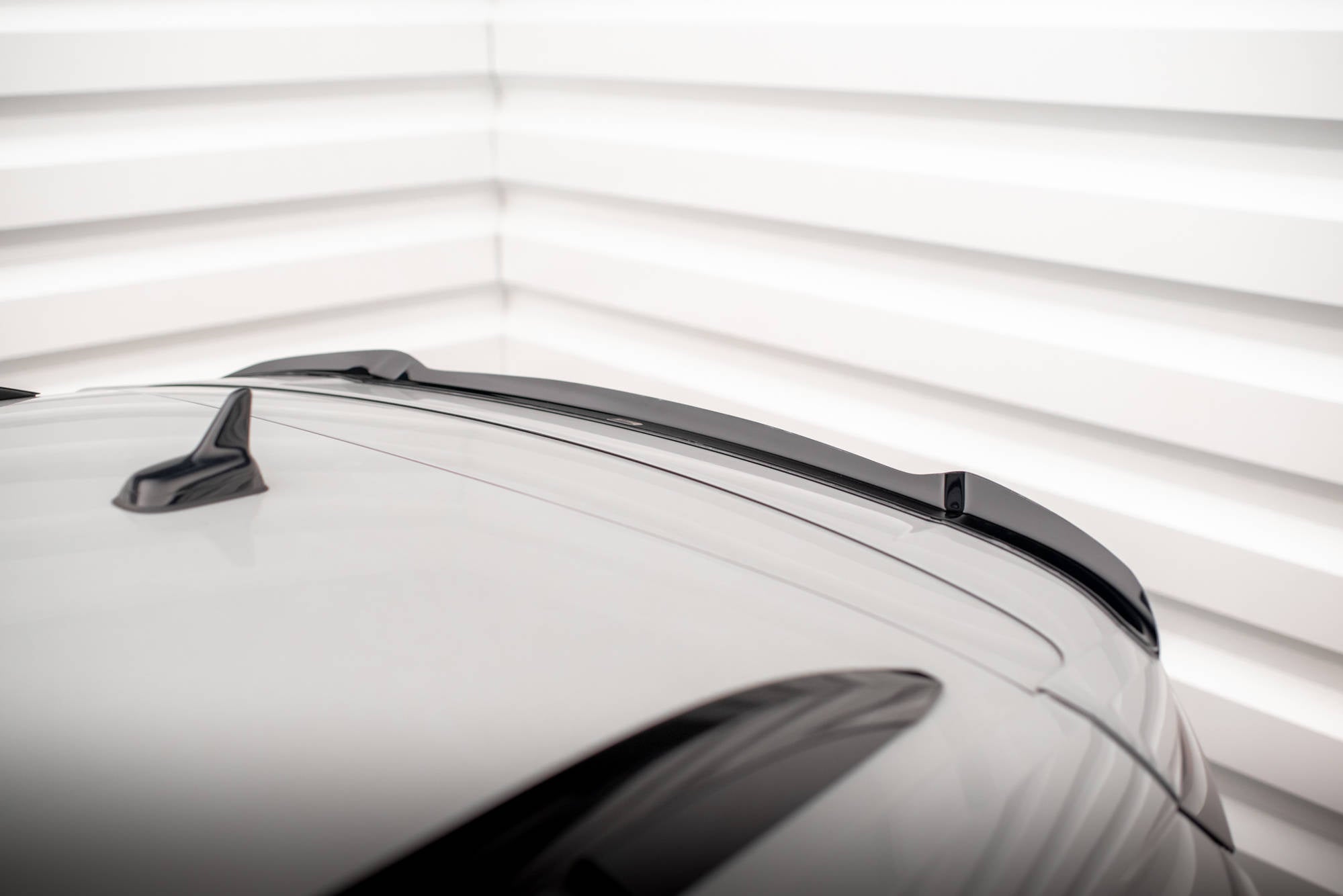 Maxton Design Extensión de alerón para Skoda Karoq Sportline Mk1 Facelift - imagen 3