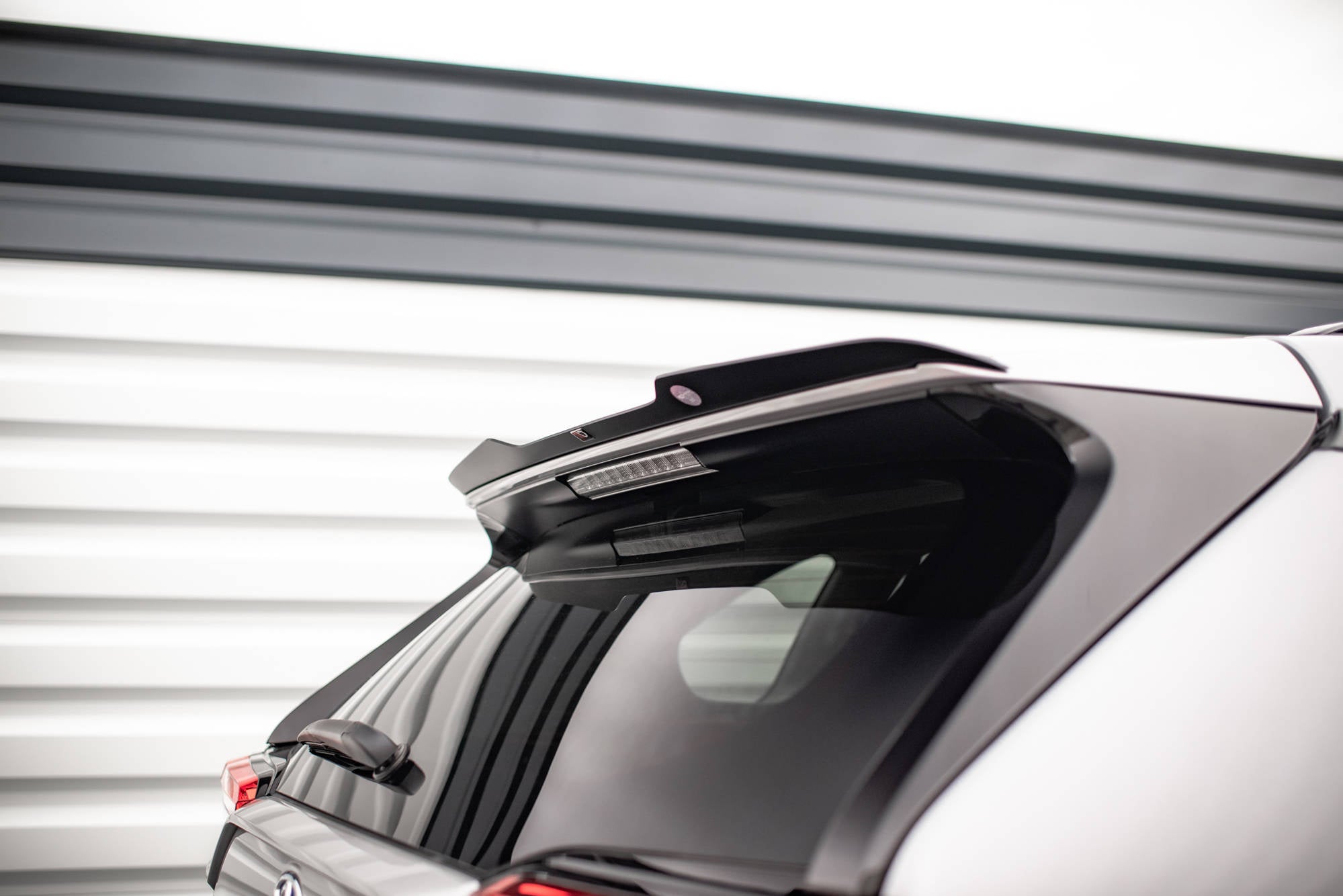 Maxton Design Extensión de alerón para Toyota RAV4 Mk5 - imagen 1