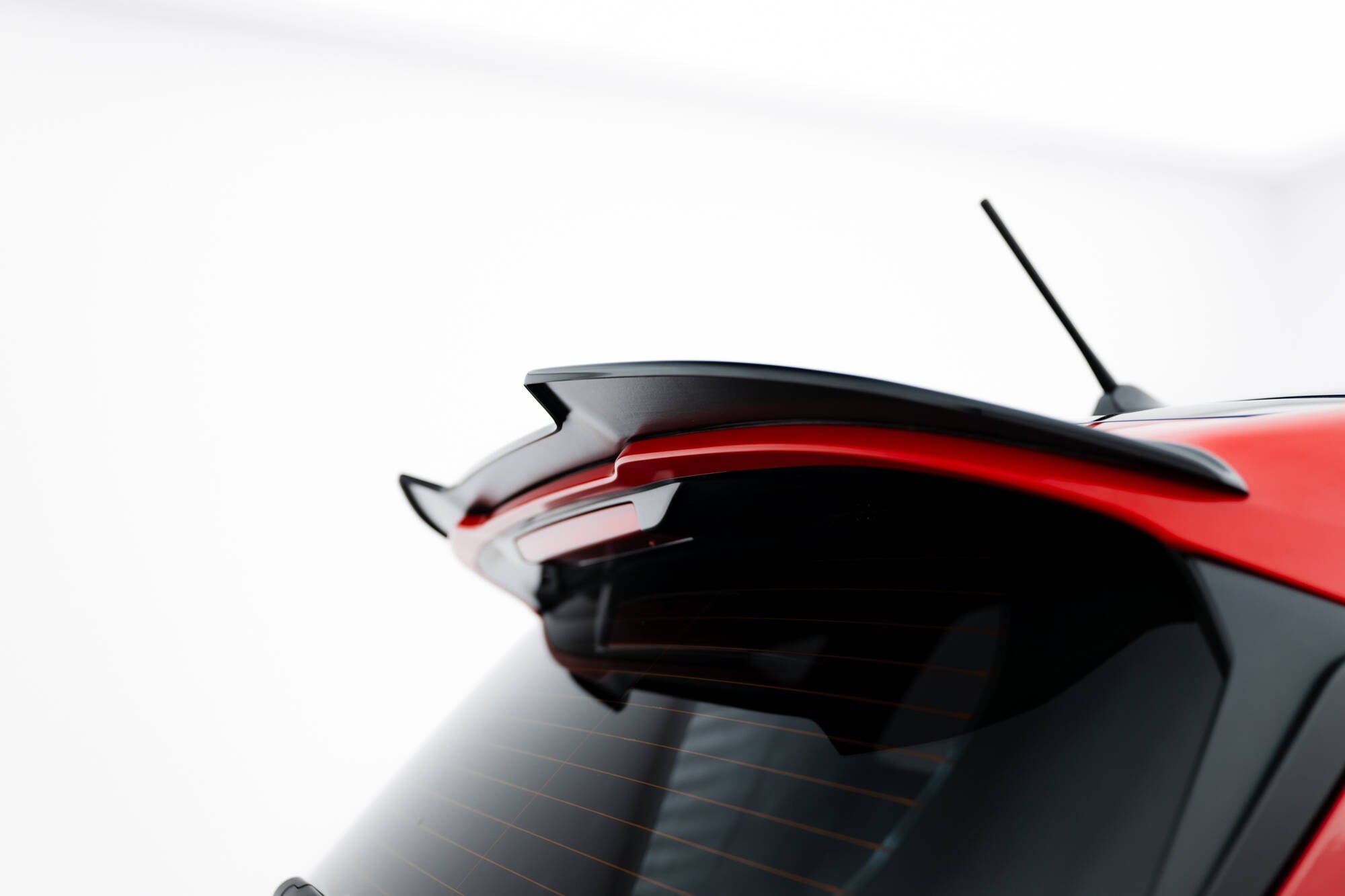 Maxton Design Extensión de alerón V.1 para Ford Fiesta Mk8 ST / ST-Line - imagen 7