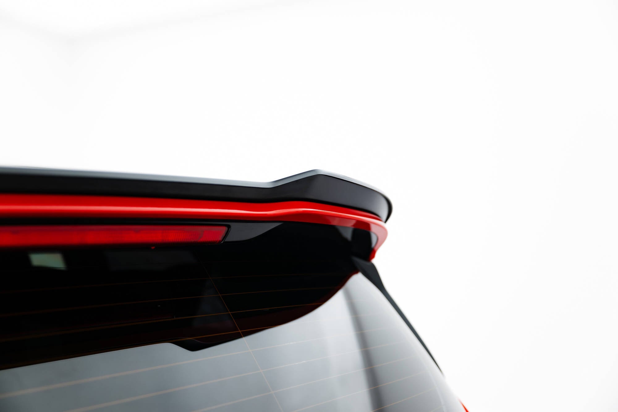 Maxton Design Extensión de alerón V.2 para Ford Fiesta Mk8 ST / ST-Line - imagen 4