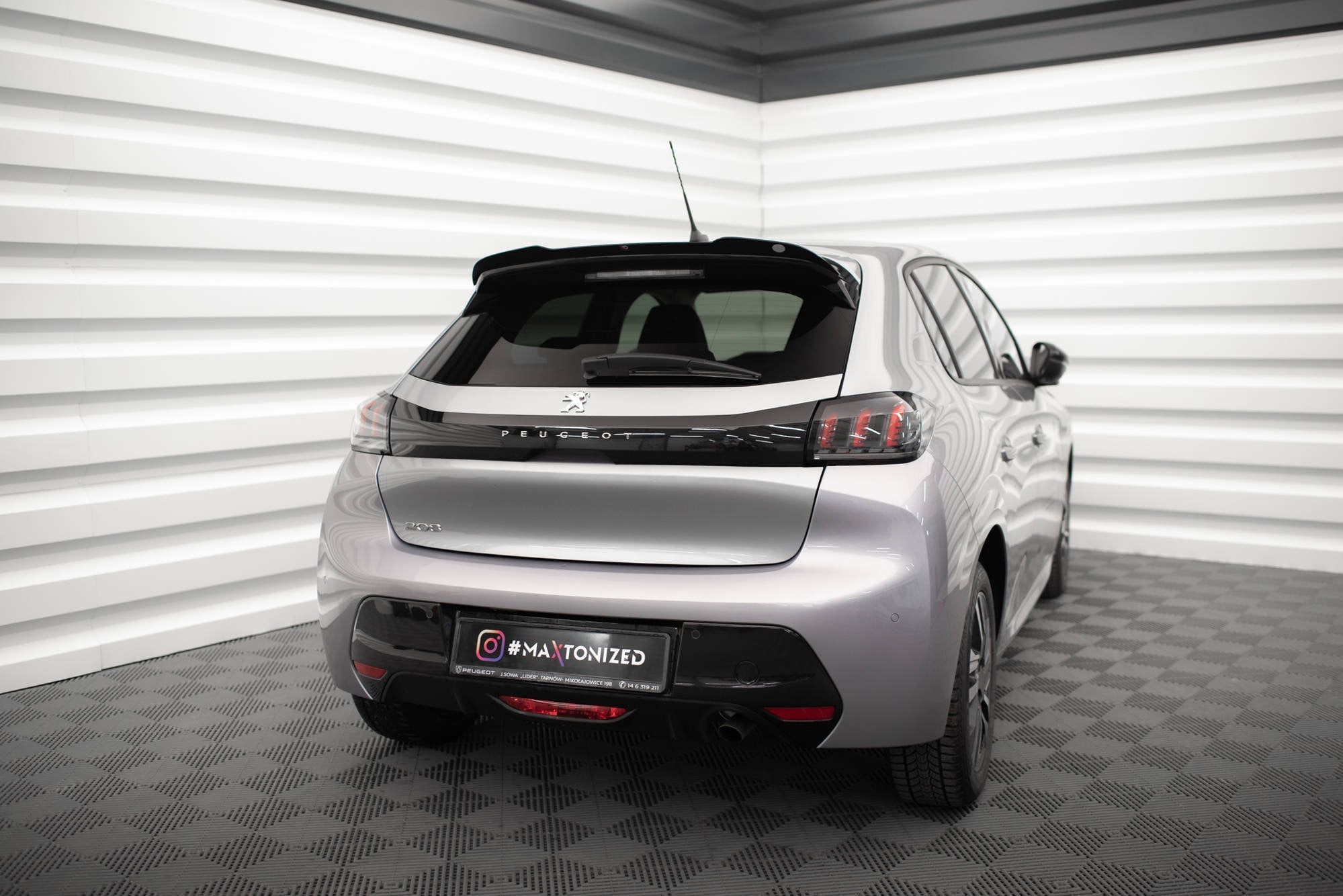 Maxton Design Extensión de alerón V.2 para Peugeot 208 Mk2 - imagen 3