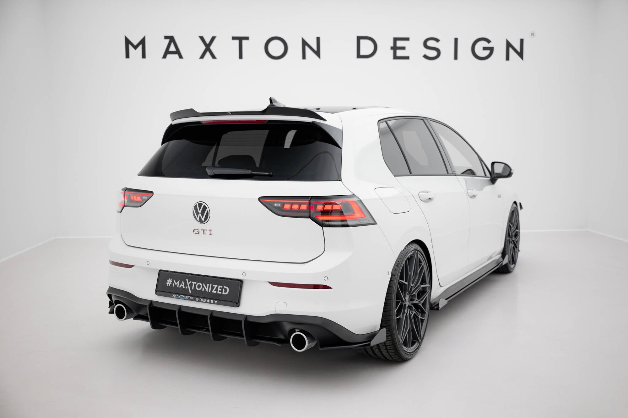Maxton Design Extensión de alerón V.2 para Volkswagen Golf GTI / GTE / GTD / R-Line / R Mk8 - imagen 3