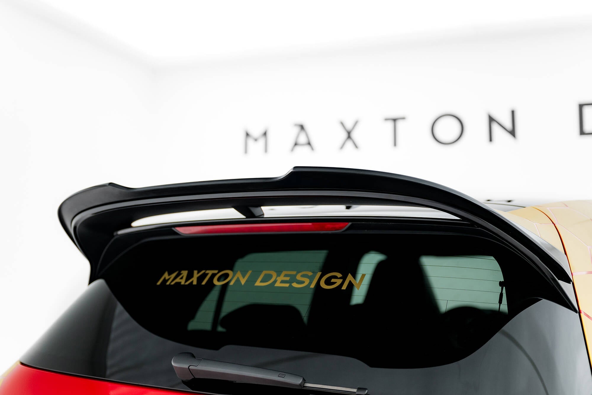 Maxton Design Extensión de alerón V.2 para Volkswagen Golf GTI Clubsport Mk8 - imagen 1