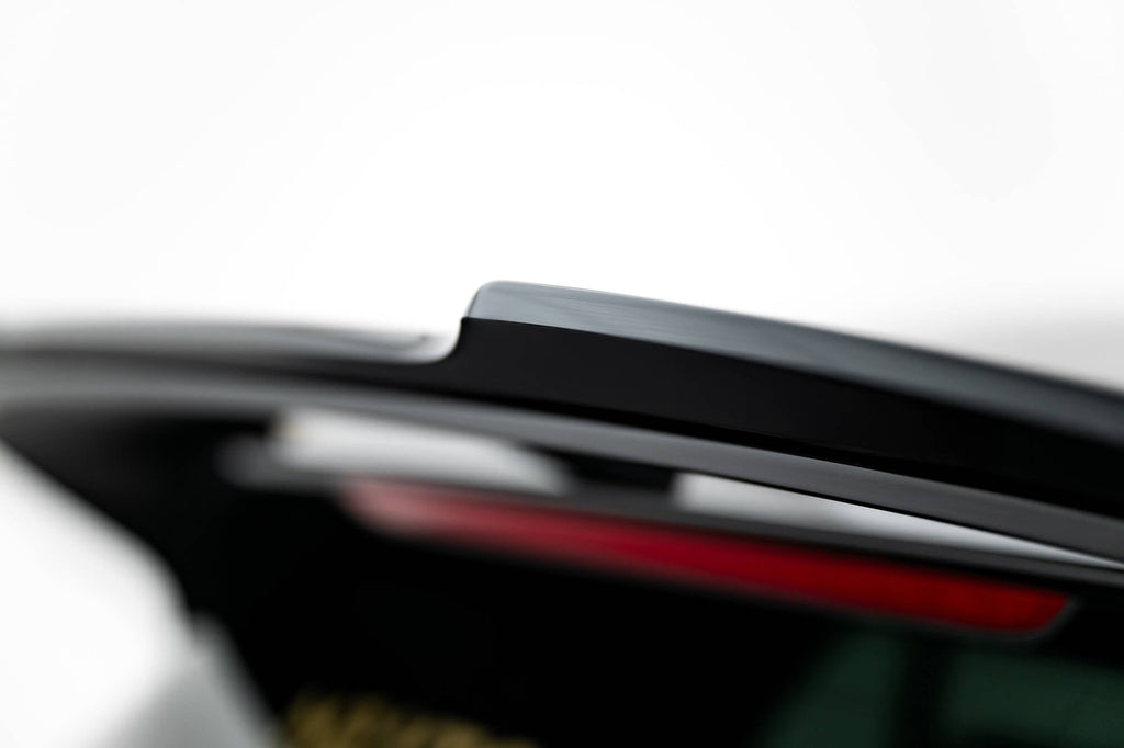 Maxton Design Extensión de alerón V.2 para Volkswagen Golf GTI Clubsport Mk8 - imagen 6