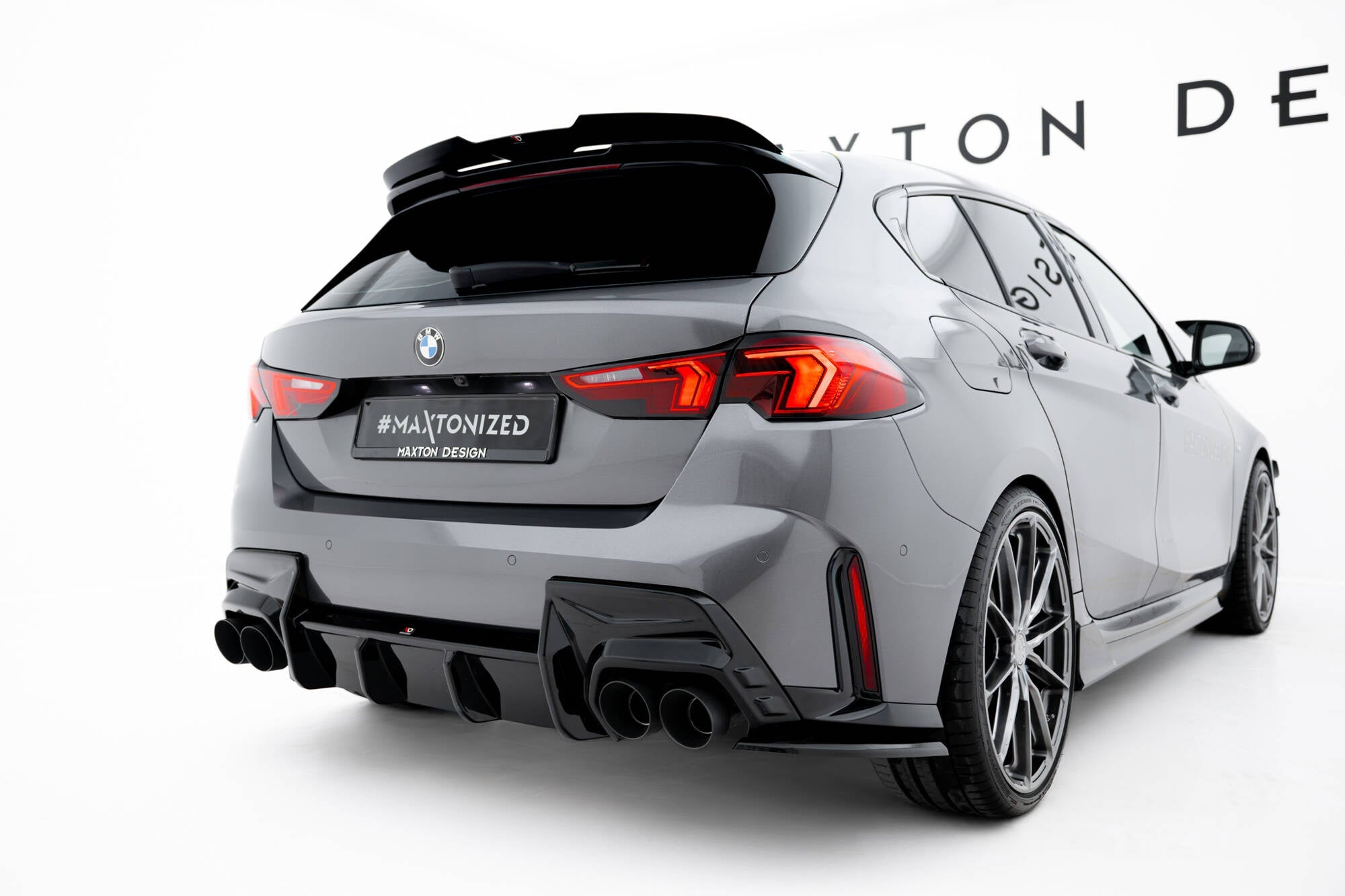 Maxton Design Extensión de alerón V.3 para BMW M135i F70 - imagen 2
