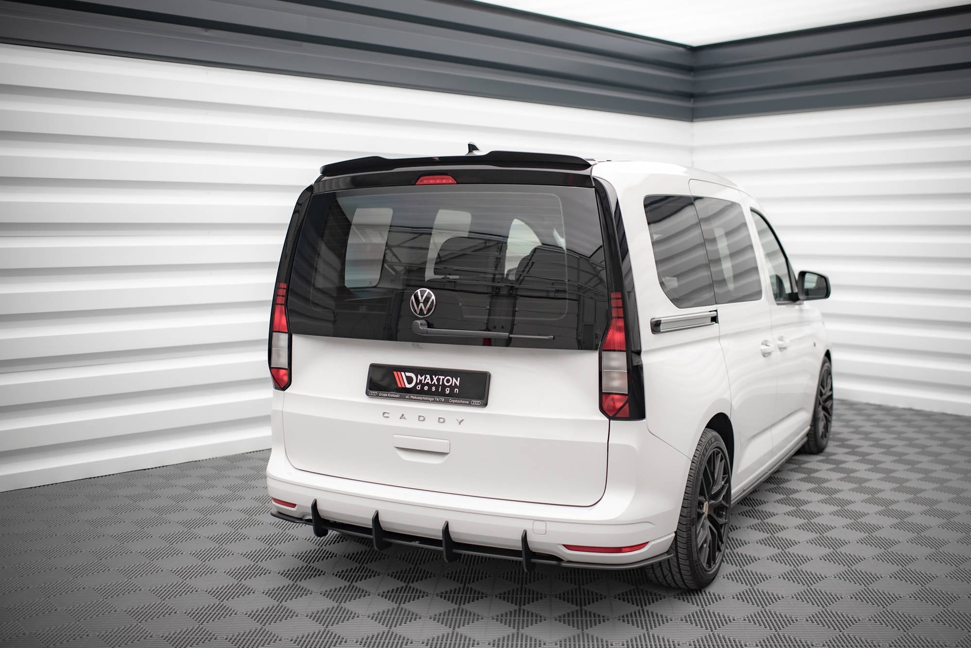 Maxton Design Extensión de alerón para Volkswagen Caddy Mk5 - imagen 2