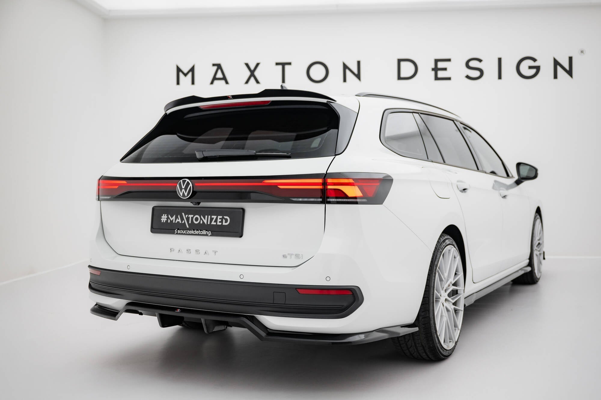 Maxton Design Extensión de alerón para Volkswagen Passat B9 - imagen 3