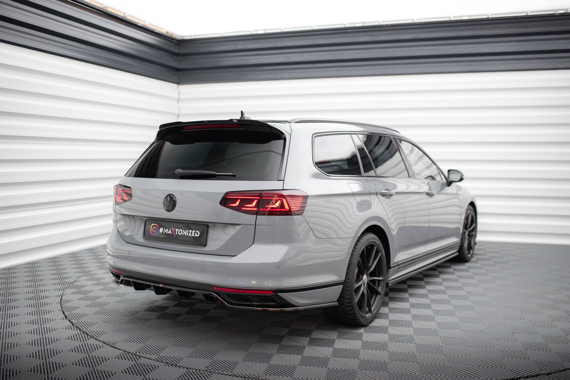 Maxton Design Extensión de alerón para Volkswagen Passat R-Line B8 - imagen 3