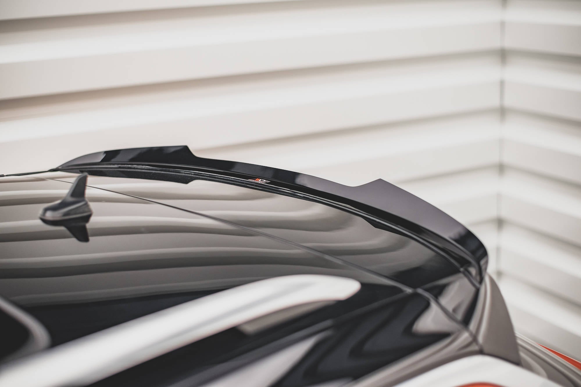 Maxton Design Extensión de alerón para Volkswagen T-Roc Mk1 - imagen 2
