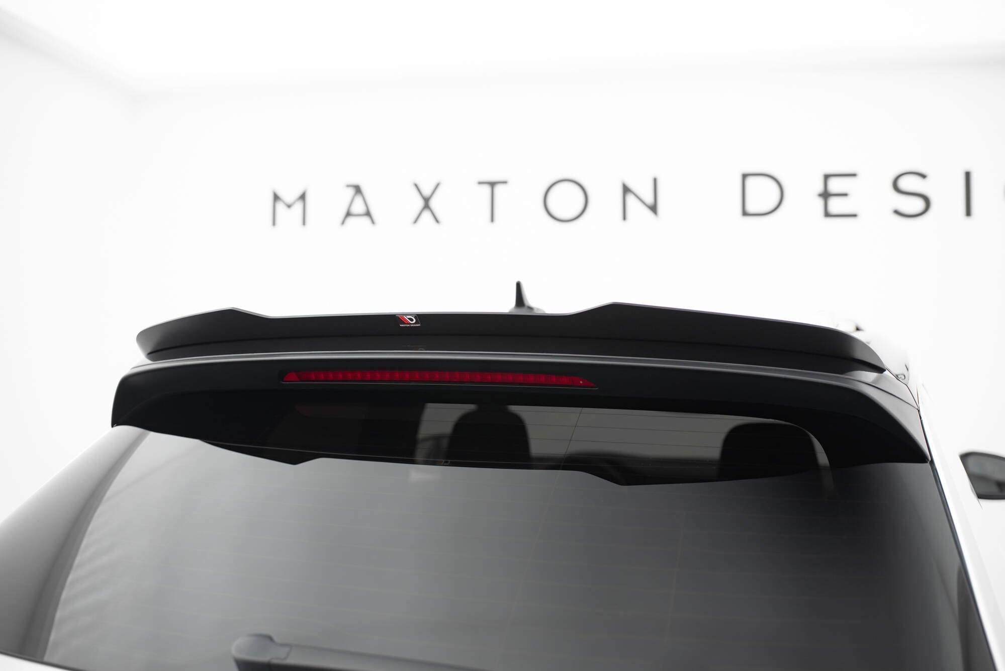 Maxton Design Extensión de alerón para Volkswagen T-Roc R / R-Line Mk1 - imagen 5