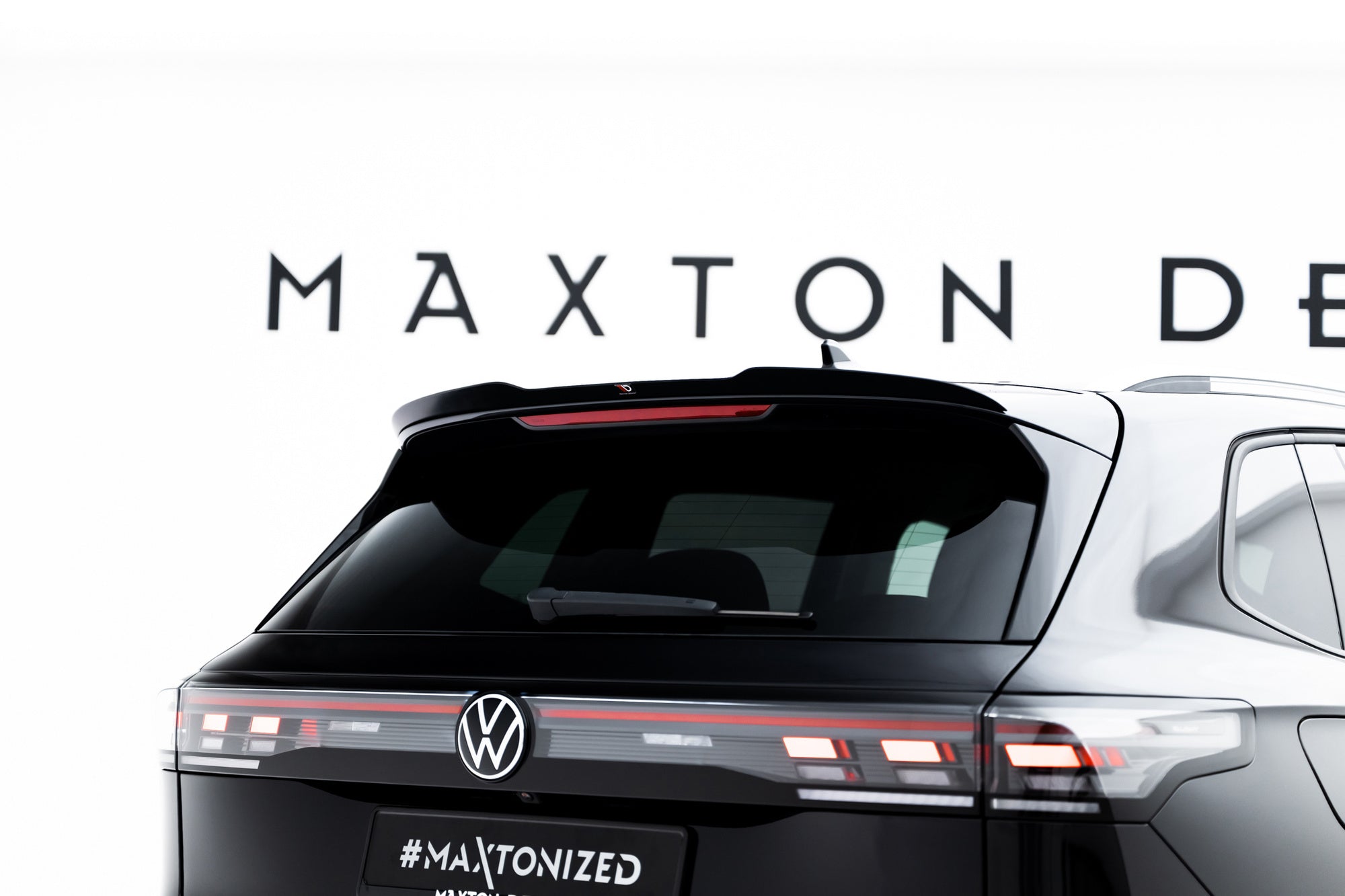 Maxton Design Extensión de alerón para Volkswagen Tiguan Mk3 - imagen 1