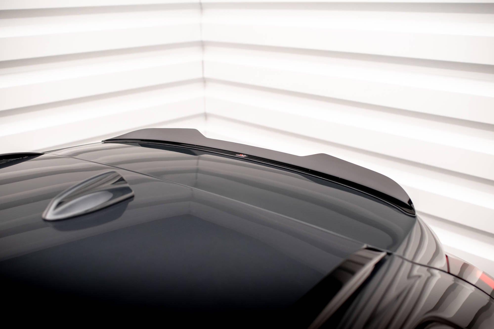 Maxton Design Extensión de alerón para Volvo V90 R-Design Mk2 - imagen 3