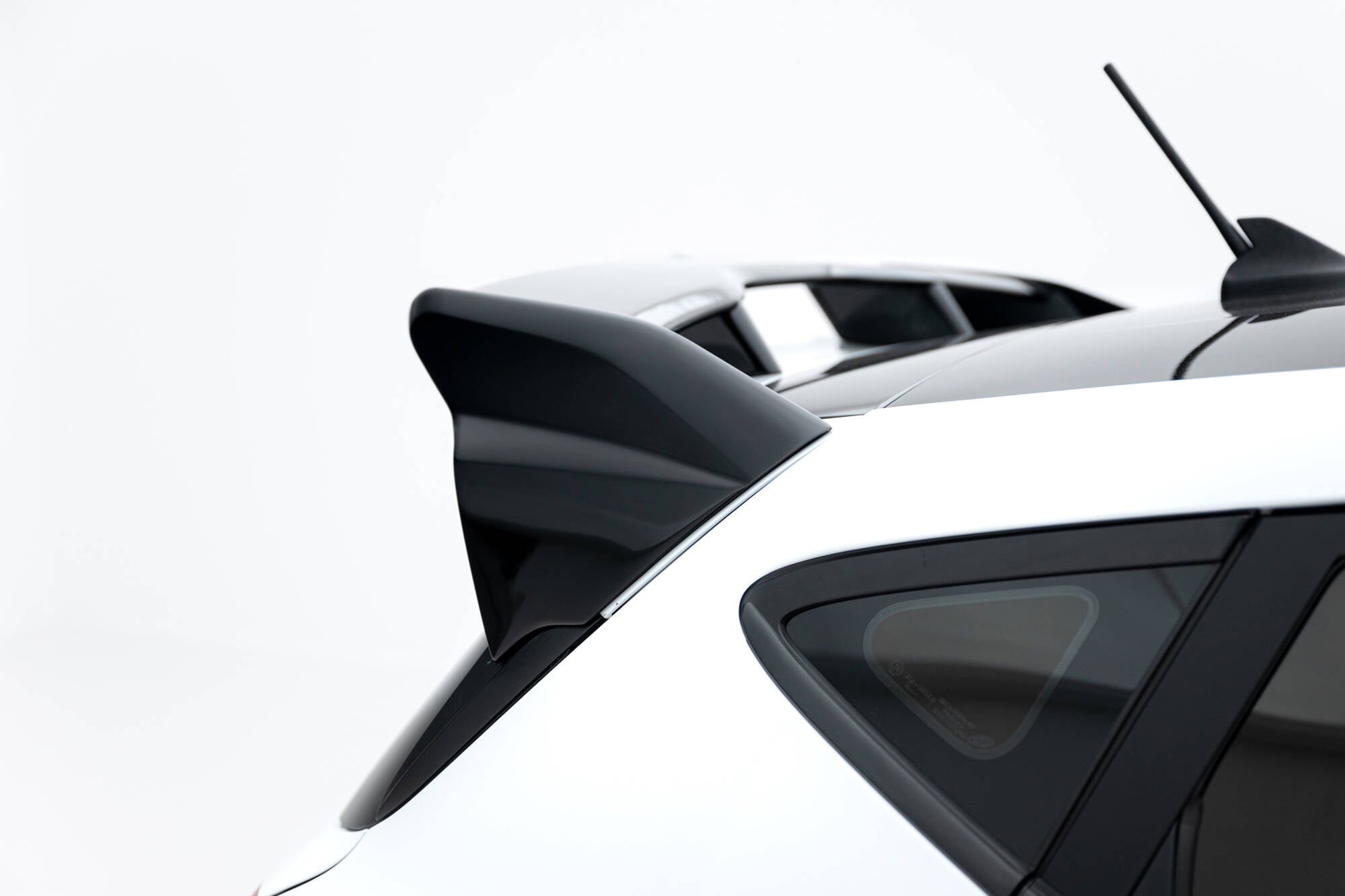 Maxton Design Alerón para Ford Fiesta ST / ST-Line Mk8 / Mk8 Facelift - imagen 5