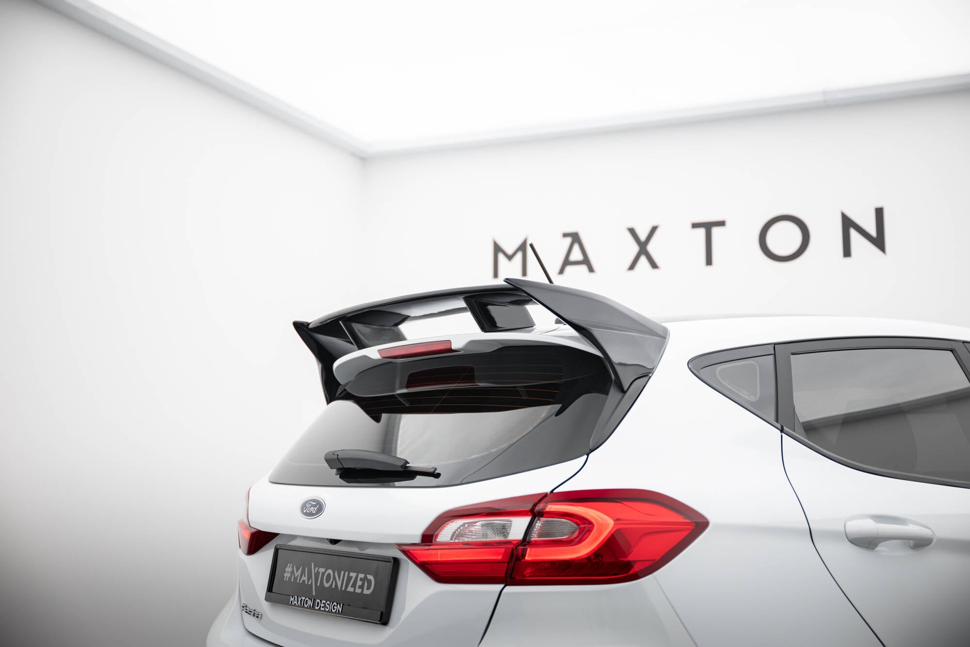 Maxton Design Alerón para Ford Fiesta Standard / ST-Line Mk8 - imagen 4