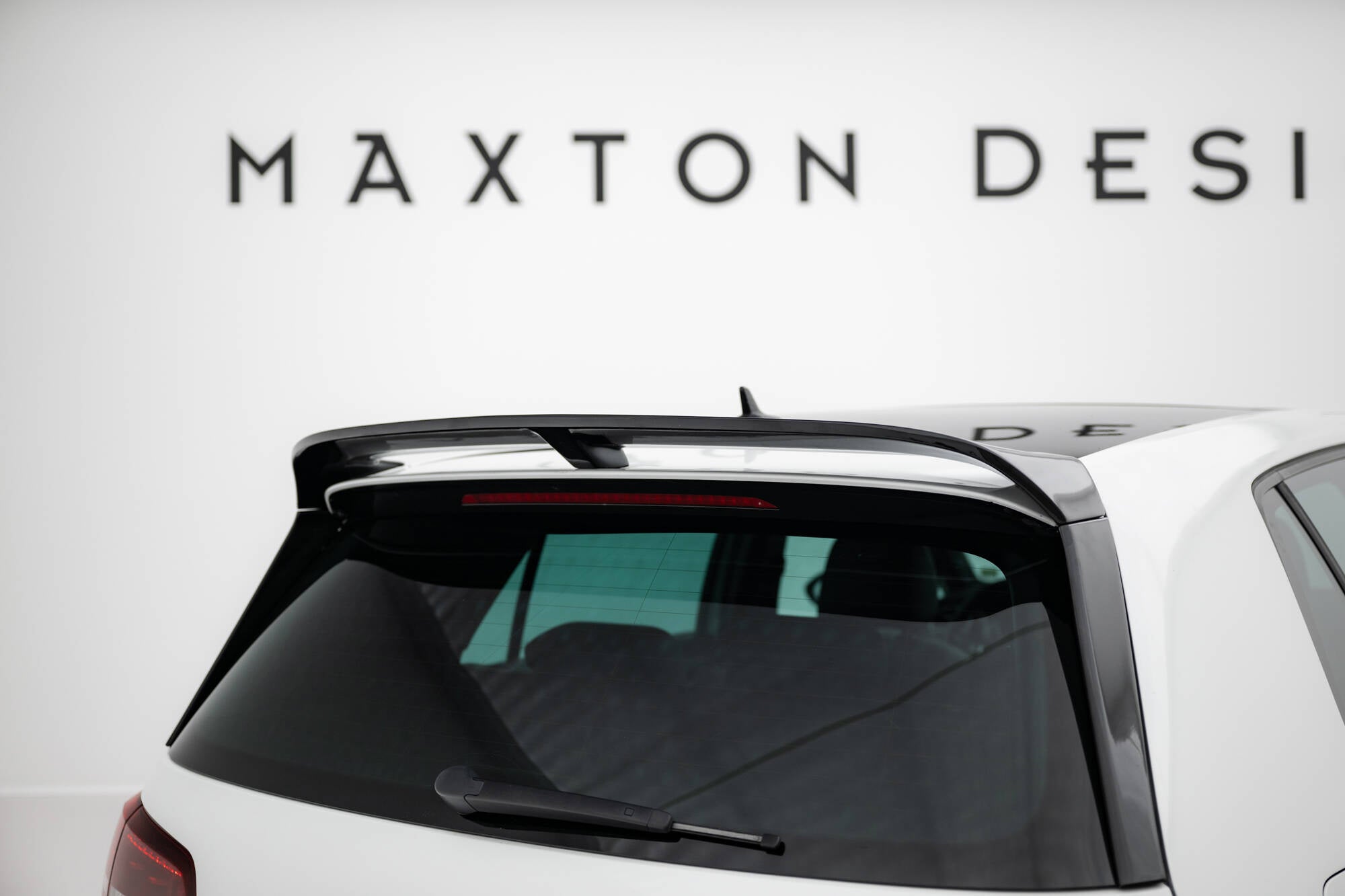 Maxton Design Alerón para Volkswagen Golf R / R-Line / GTI / GTD Mk7 / Mk7 Facelift - imagen 1