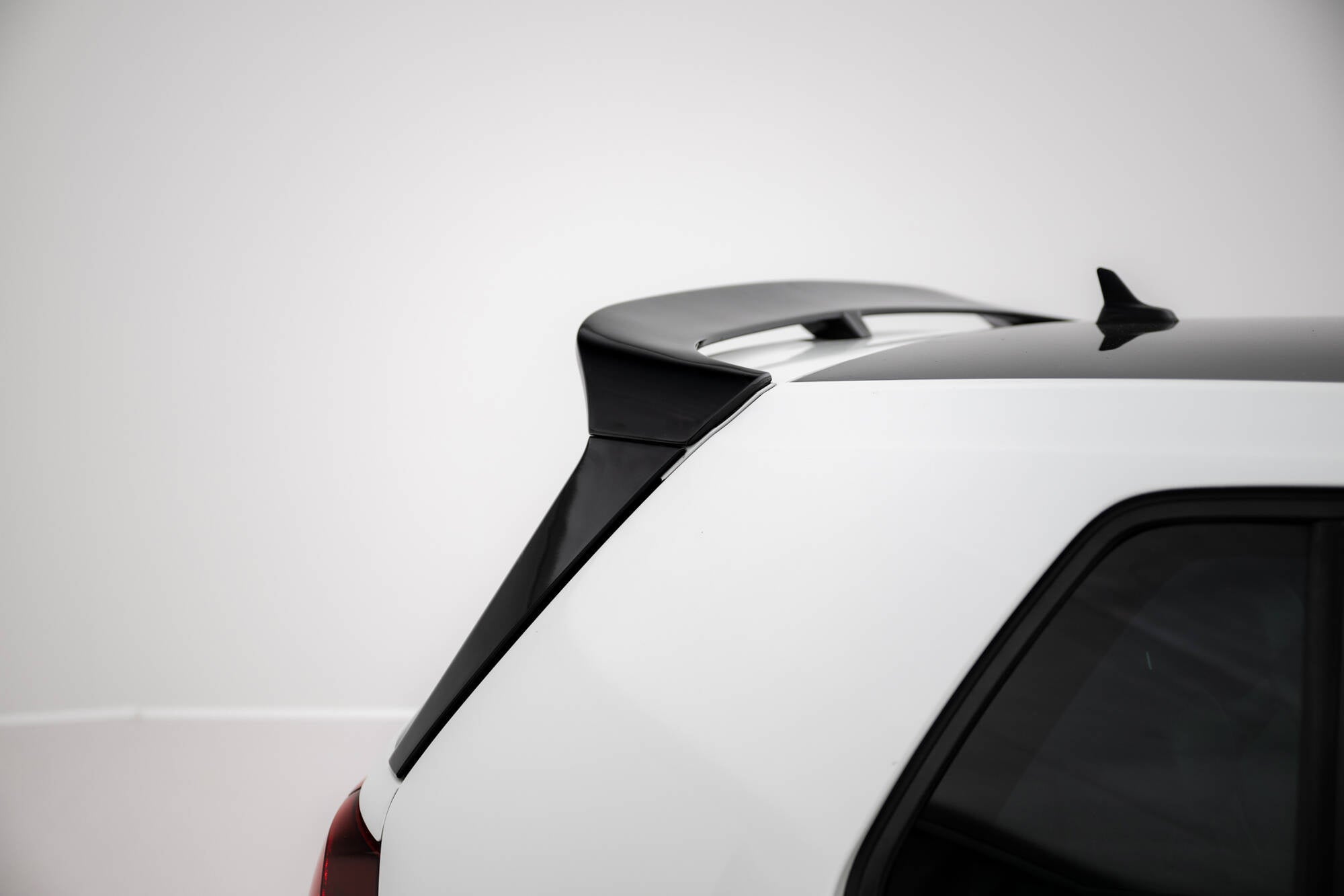 Maxton Design Alerón para Volkswagen Golf R / R-Line / GTI / GTD Mk7 / Mk7 Facelift - imagen 3