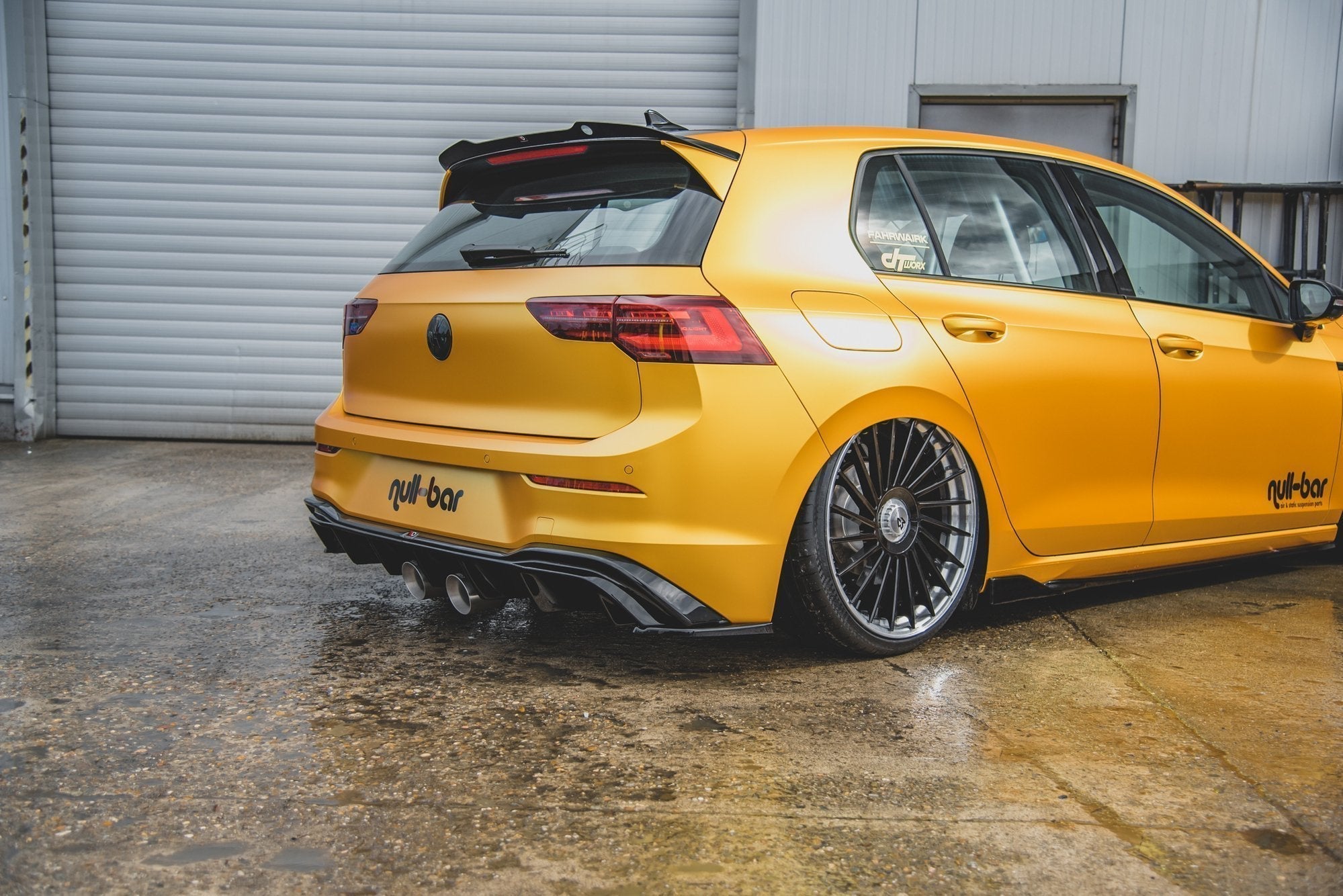 Maxton Design Difusor trasero (R32 LOOK) With Exhaust para Volkswagen Golf Hatchback Mk8 / Mk8 Facelift - imagen 2