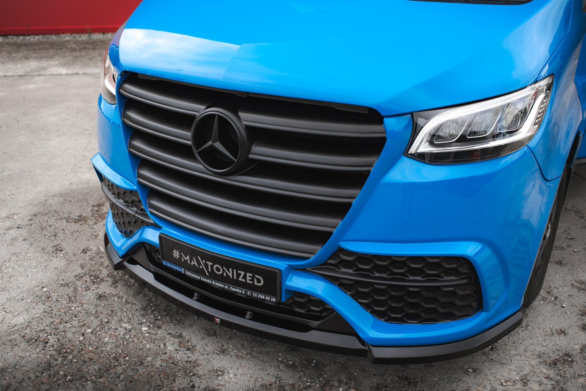 Maxton Design Paragolpes delantero + Splitter para Mercedes-Benz Sprinter Mk3 - imagen 1