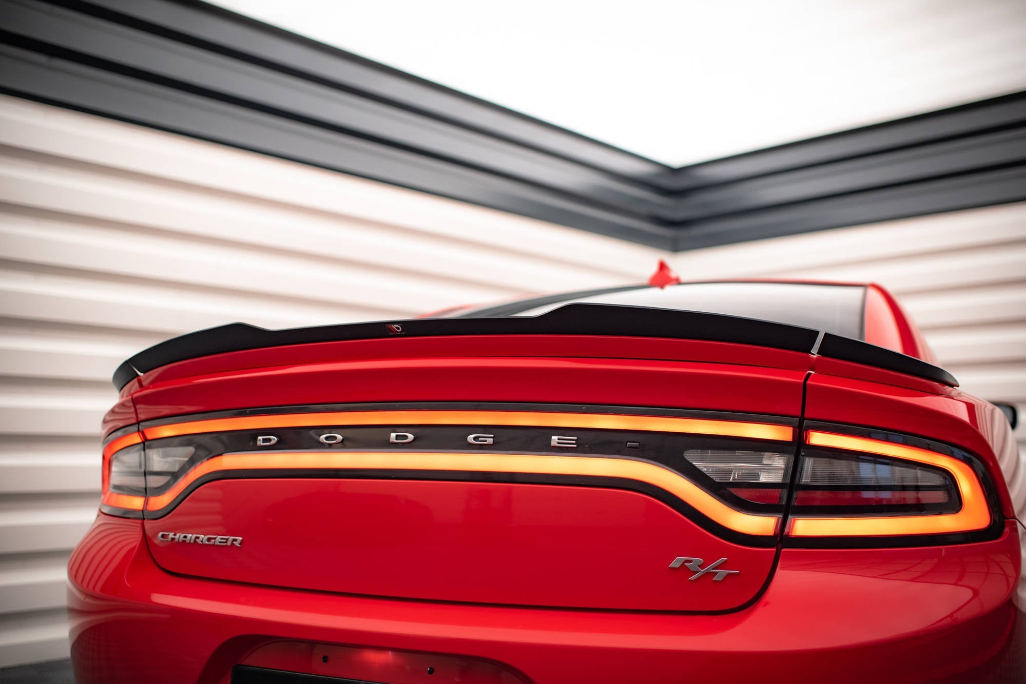 Maxton Design Set Of Spoiler Caps para Dodge Charger RT Mk7 Facelift - imagen 1