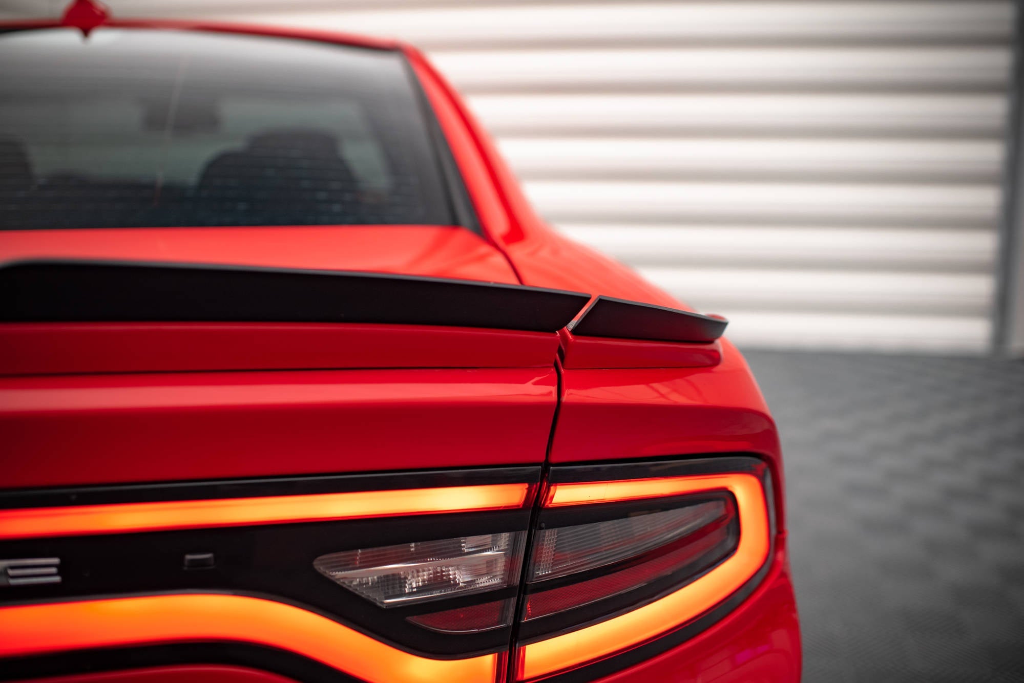 Maxton Design Set Of Spoiler Caps para Dodge Charger RT Mk7 Facelift - imagen 2