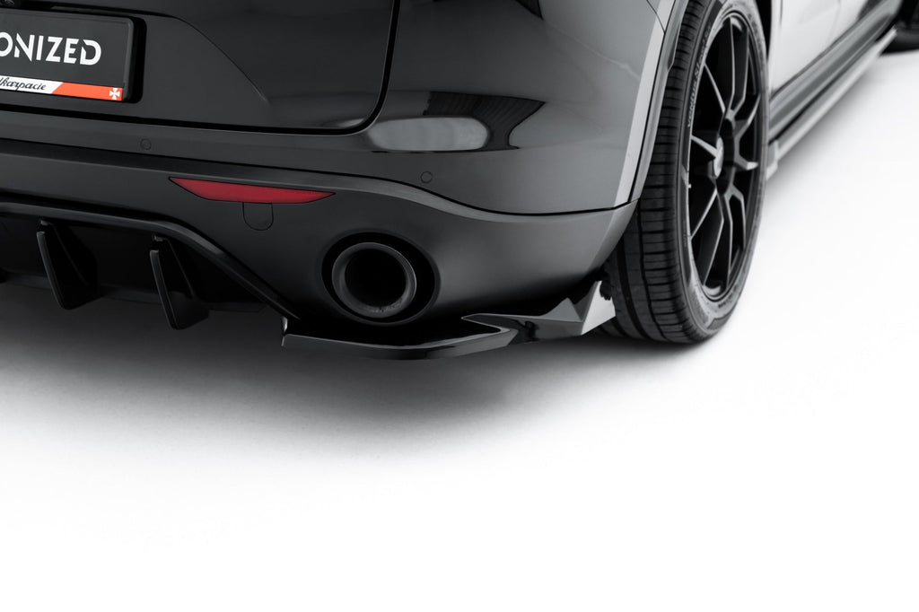 Maxton Design Set Of Splitters para Alfa Romeo Stelvio Mk1 - imagen 15