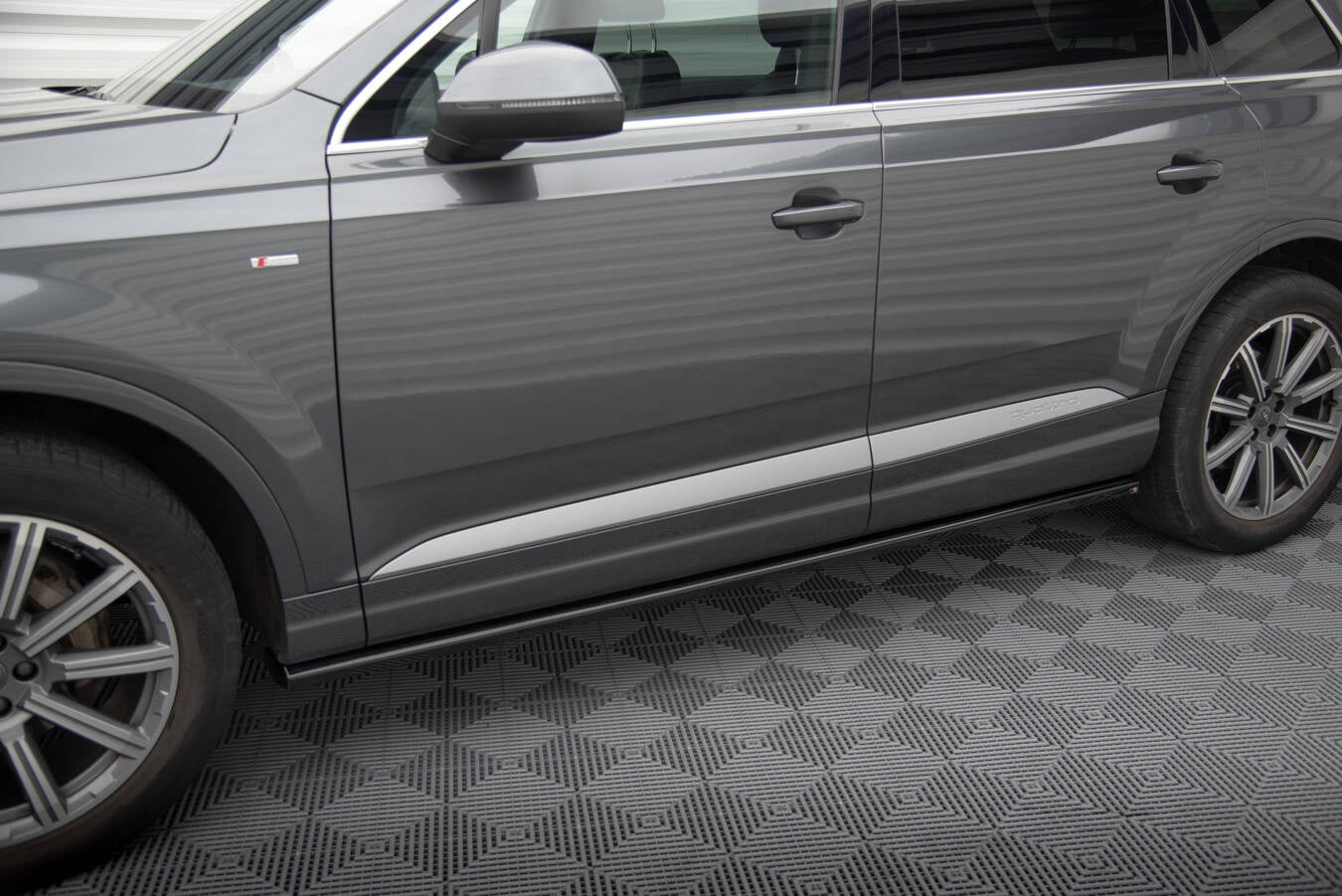 Maxton Design Set Of Splitters para Audi Q7 Mk2 - imagen 5