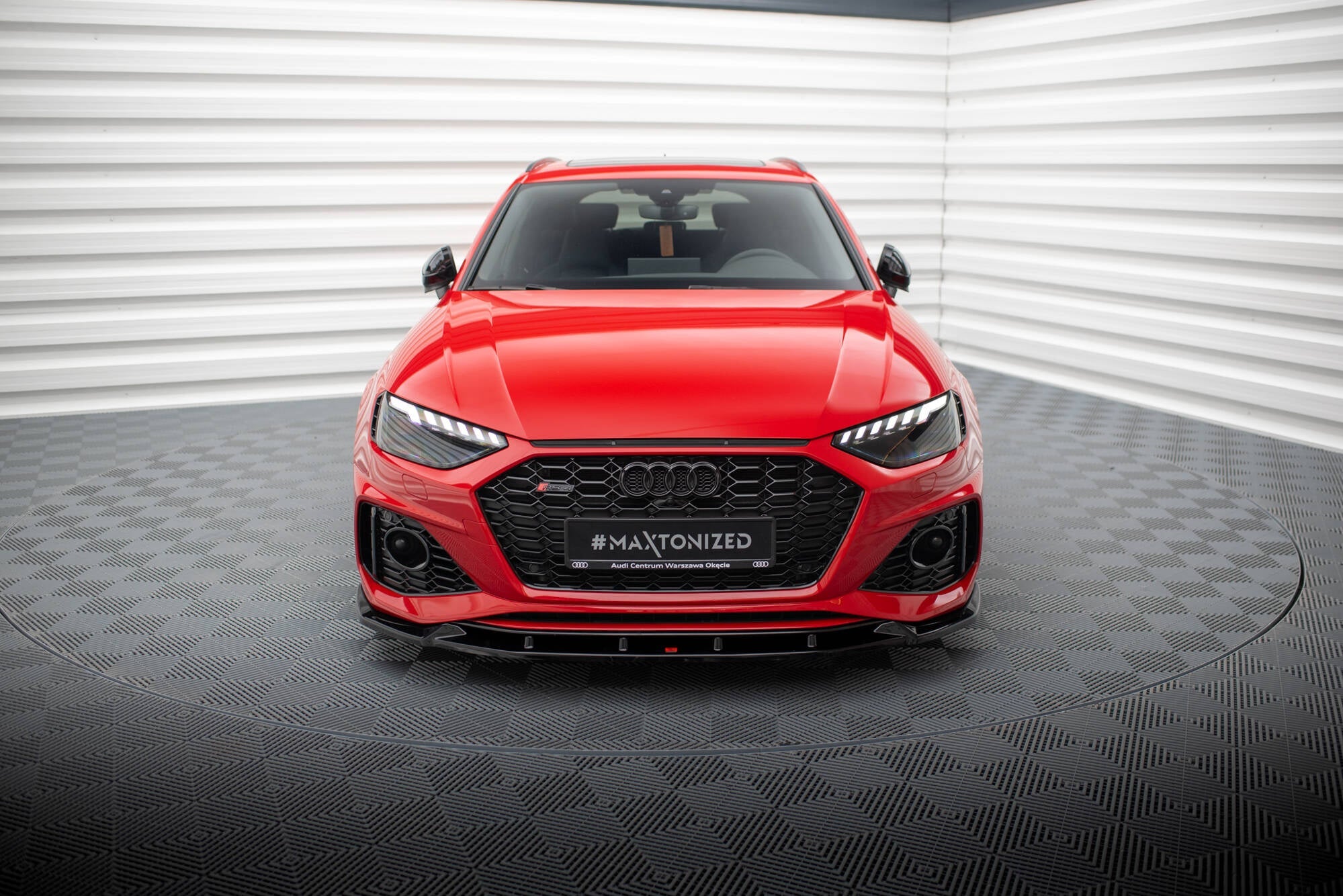 Maxton Design Set Of Splitters para Audi RS4 B9 Facelift - imagen 3