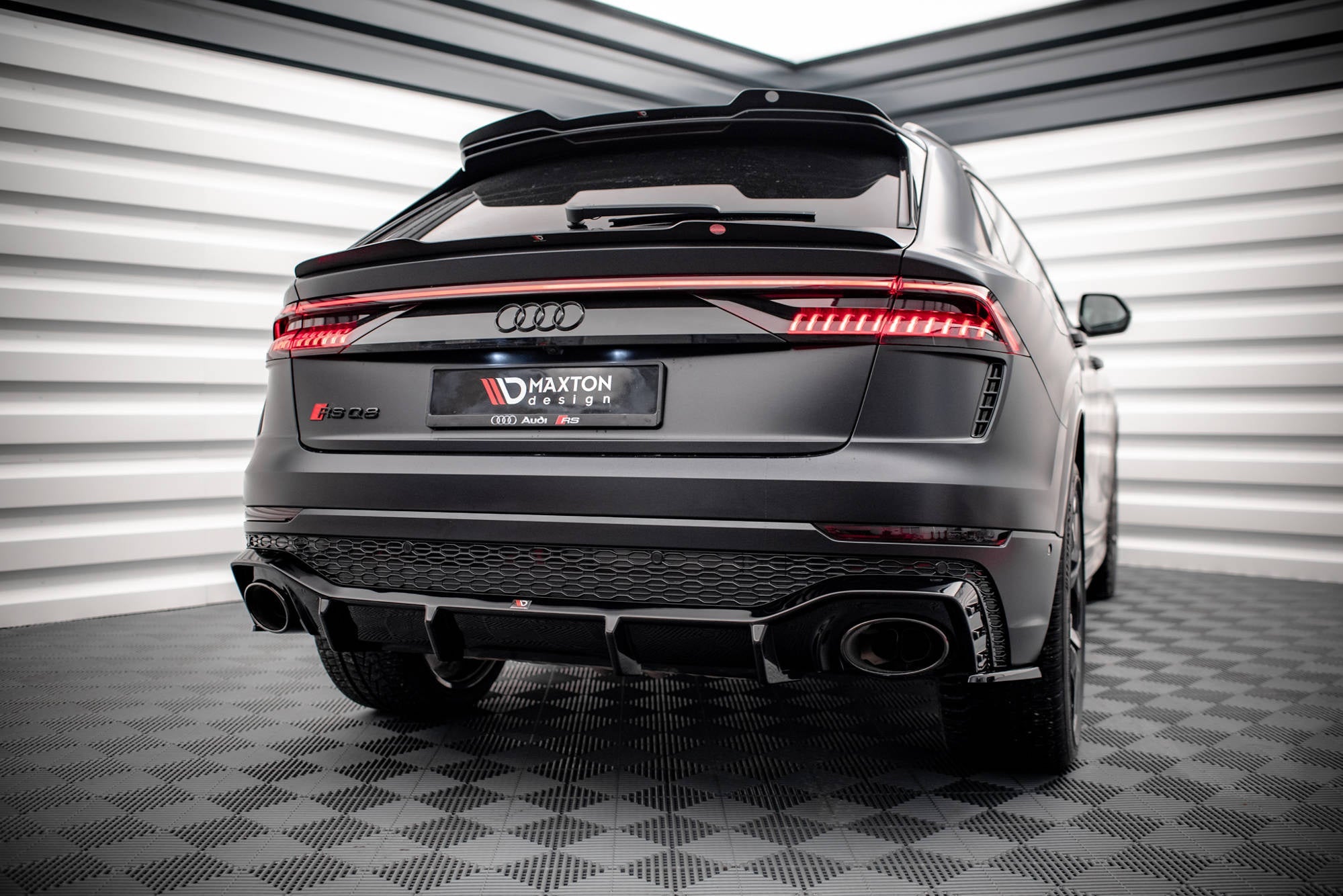 Maxton Design Set Of Splitters para Audi RSQ8 Mk1 - imagen 8