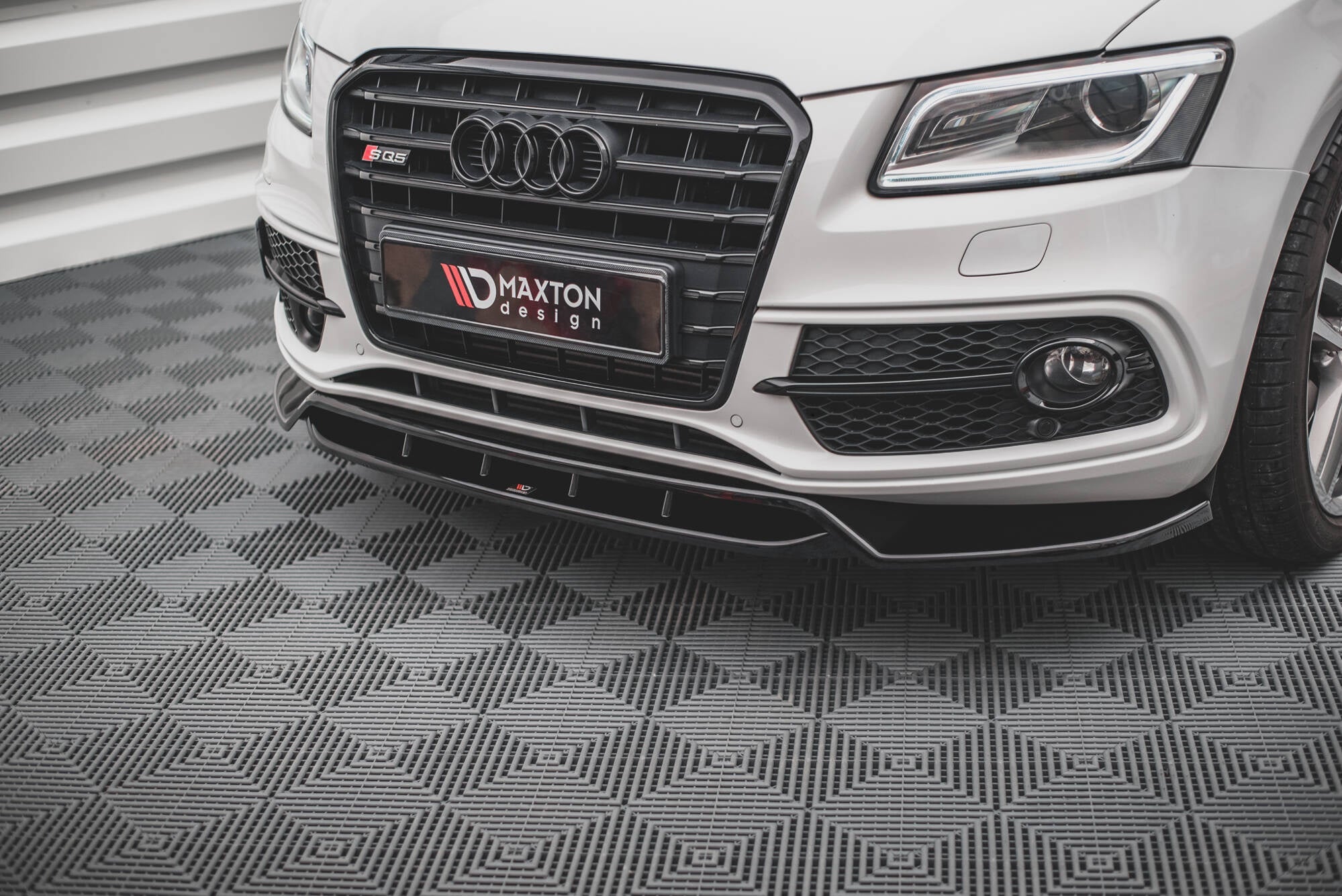 Maxton Design Set Of Splitters para Audi SQ5 Mk1 - imagen 3