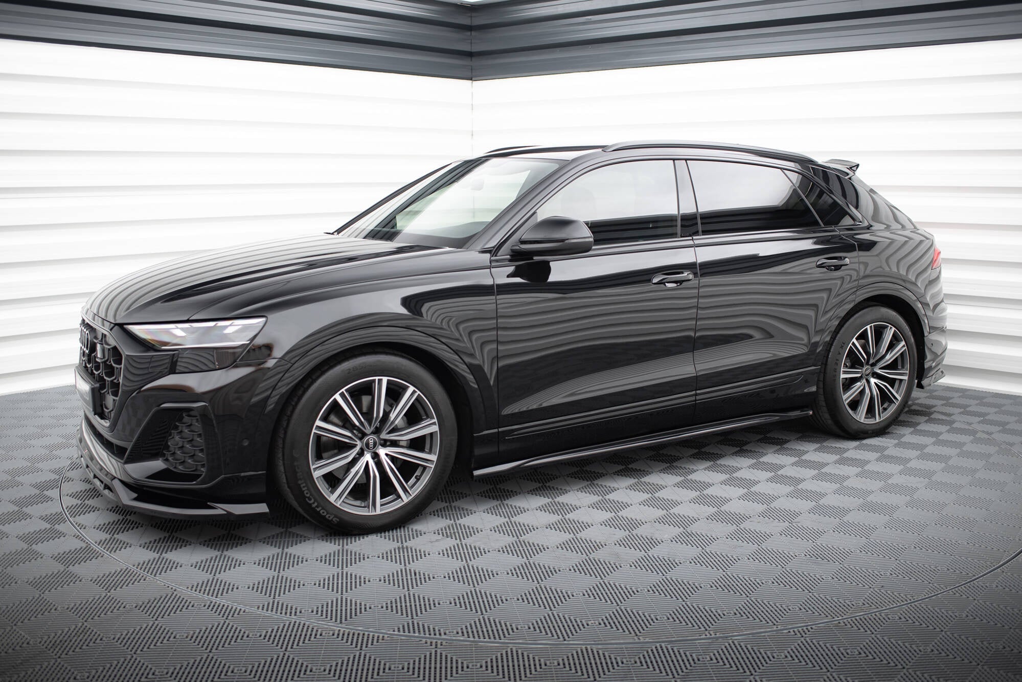 Maxton Design Set Of Splitters para Audi SQ8 / Q8 S-Line Mk1 Facelift - imagen 1
