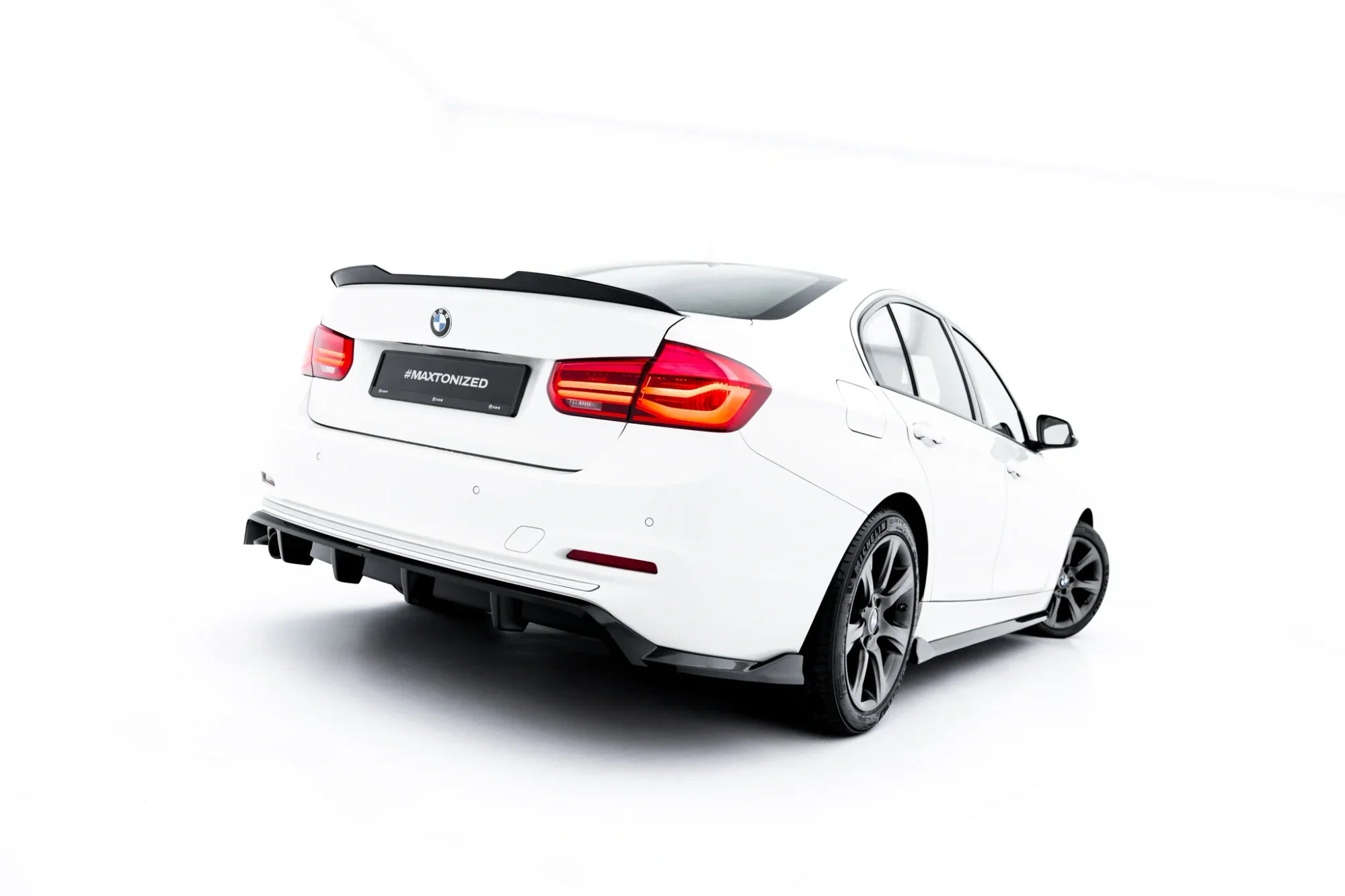 Maxton Design Set Of Splitters para BMW 3 Sportline Sedan F30 - imagen 13