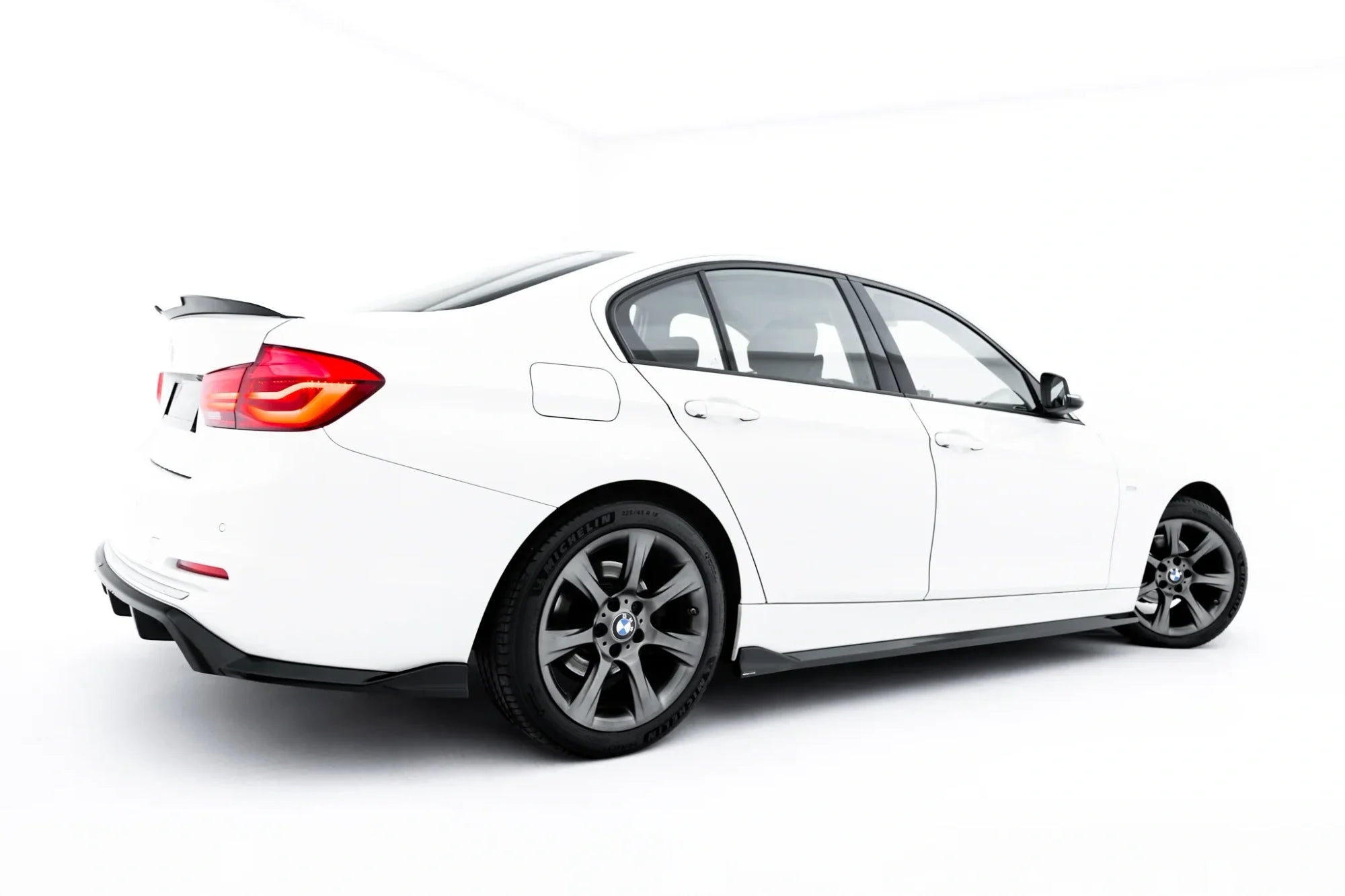 Maxton Design Set Of Splitters para BMW 3 Sportline Sedan F30 - imagen 7