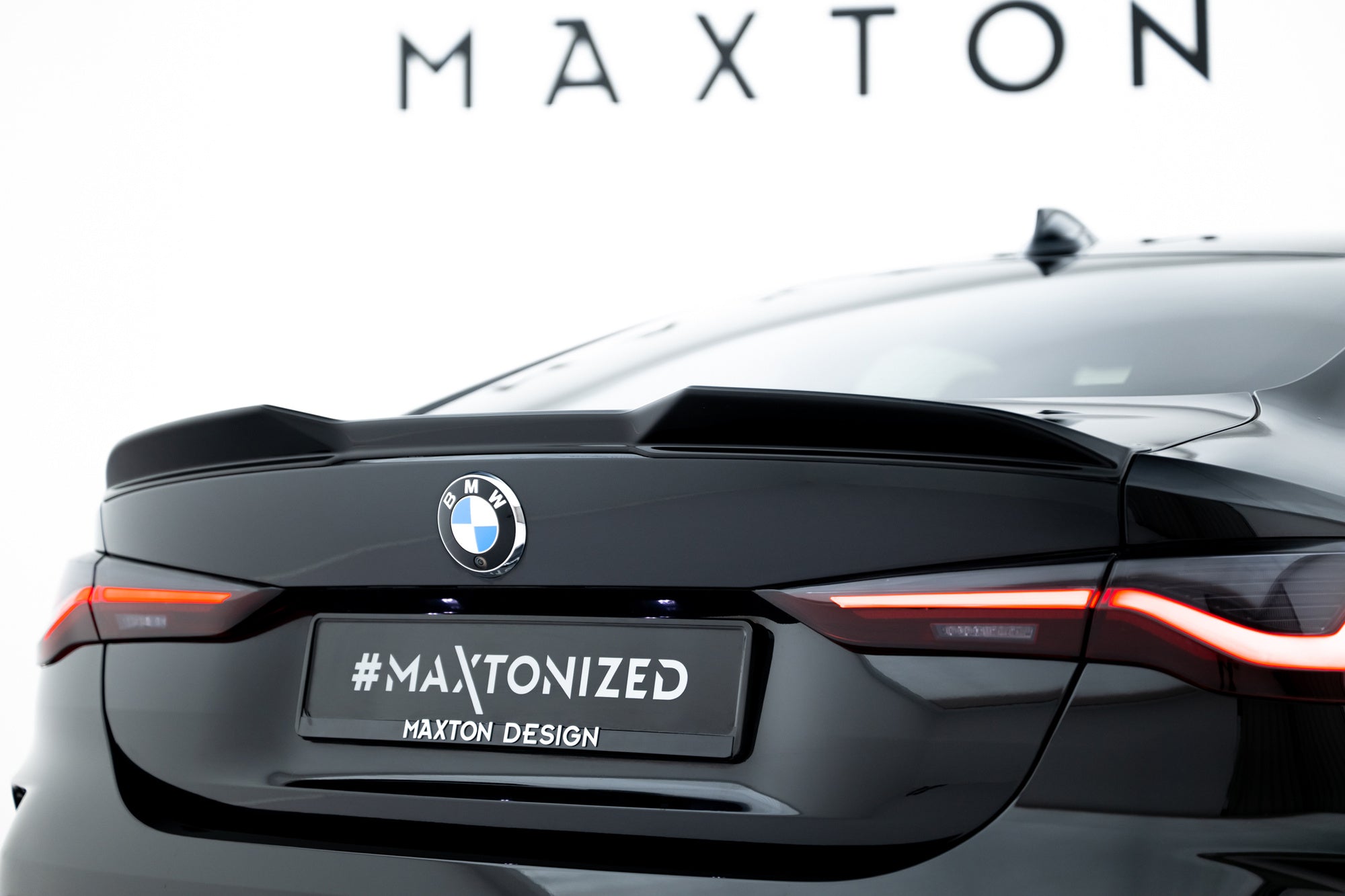 Maxton Design Set Of Splitters para BMW 4 M-Pack Coupe G22 / G22 Facelift - imagen 17