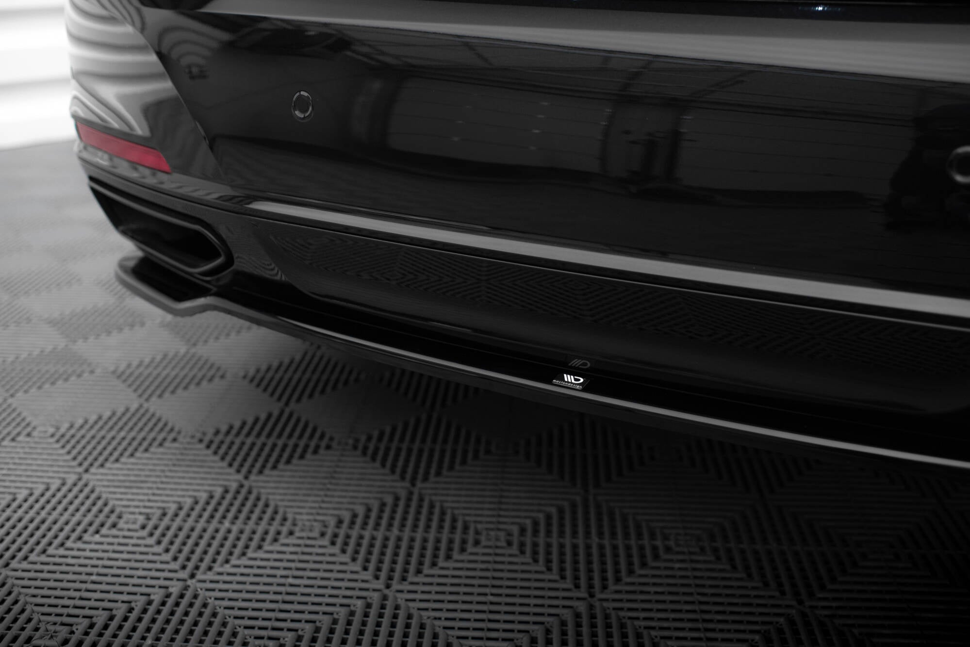 Maxton Design Set Of Splitters para BMW 7 G11 Facelift - imagen 5