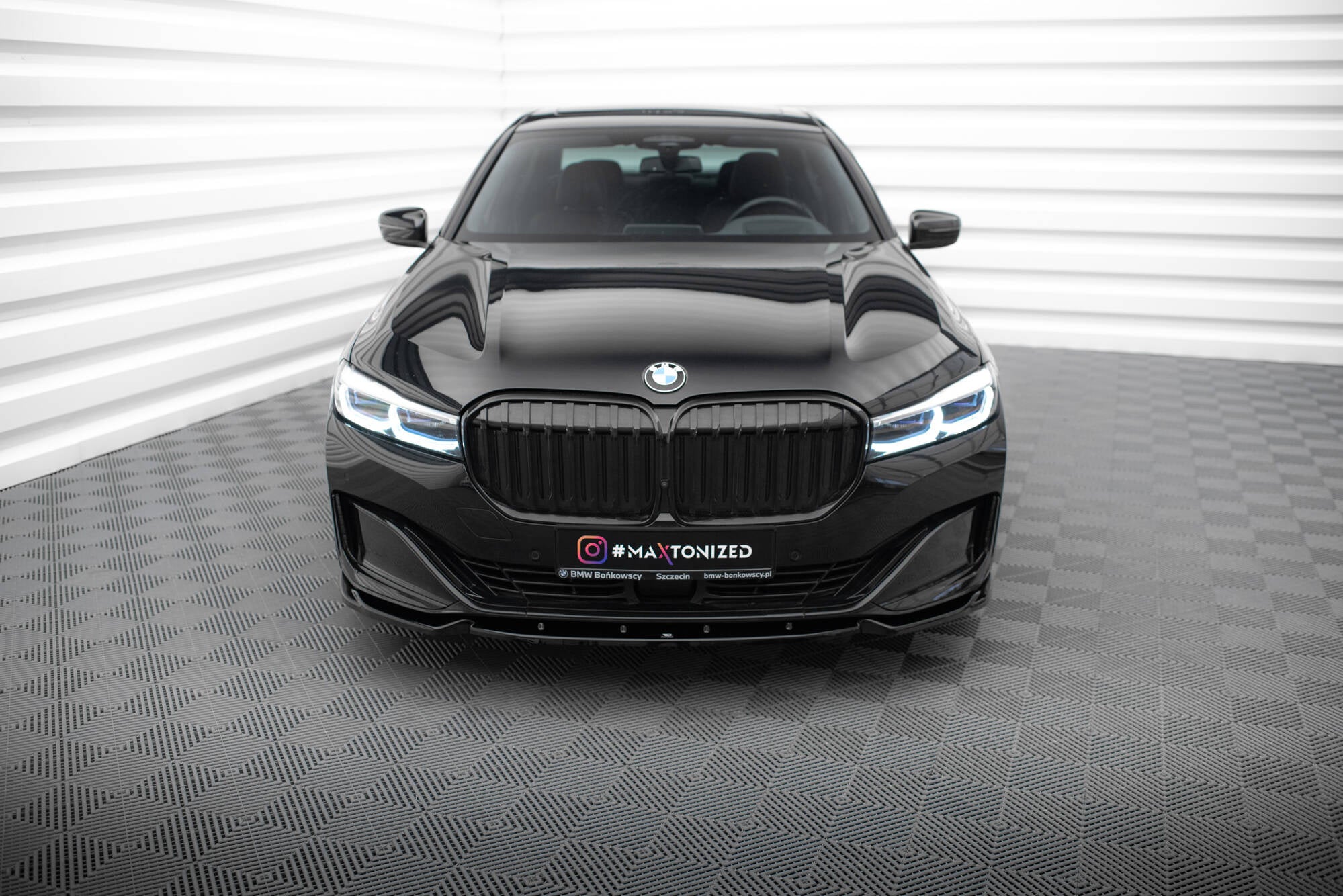 Maxton Design Set Of Splitters para BMW 7 G11 Facelift - imagen 2