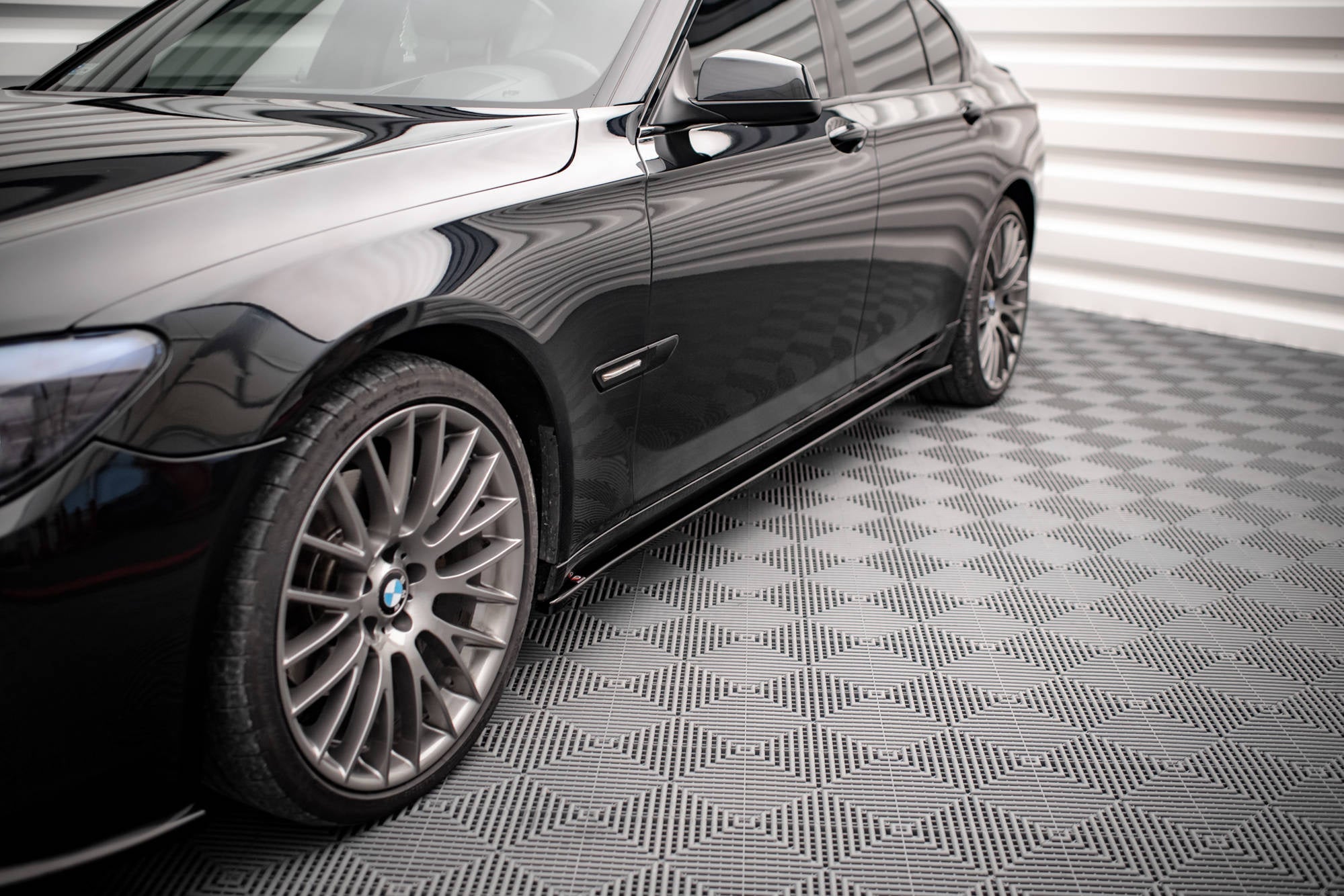 Maxton Design Set Of Splitters para BMW 7 M-Pack F01 - imagen 6