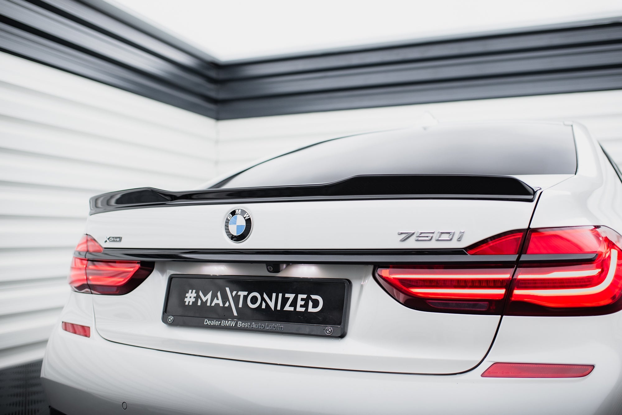 Maxton Design Set Of Splitters para BMW 7 M-Pack G11 - imagen 11