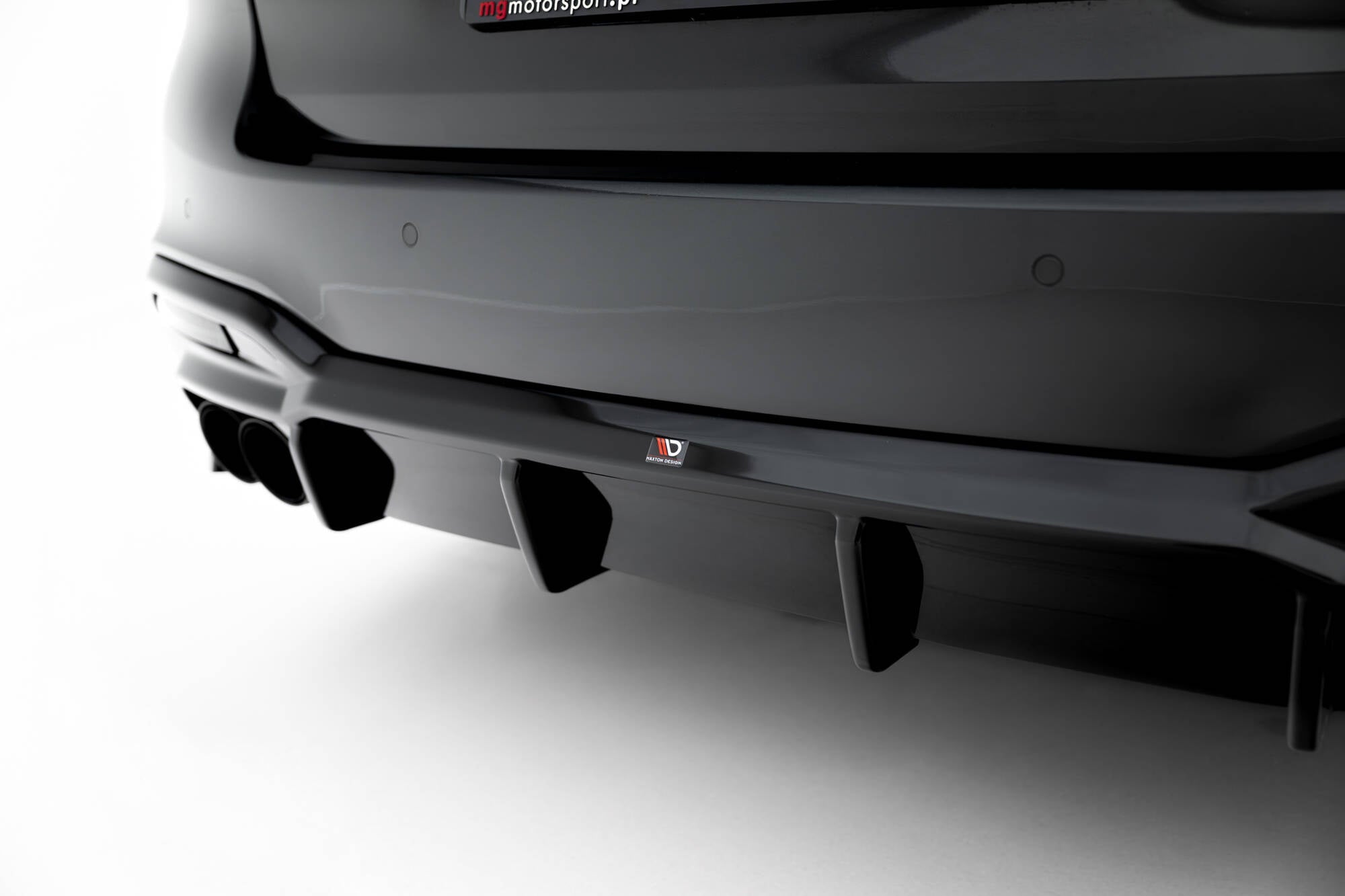 Maxton Design Set Of Splitters para BMW M550i Sedan G30 - imagen 9