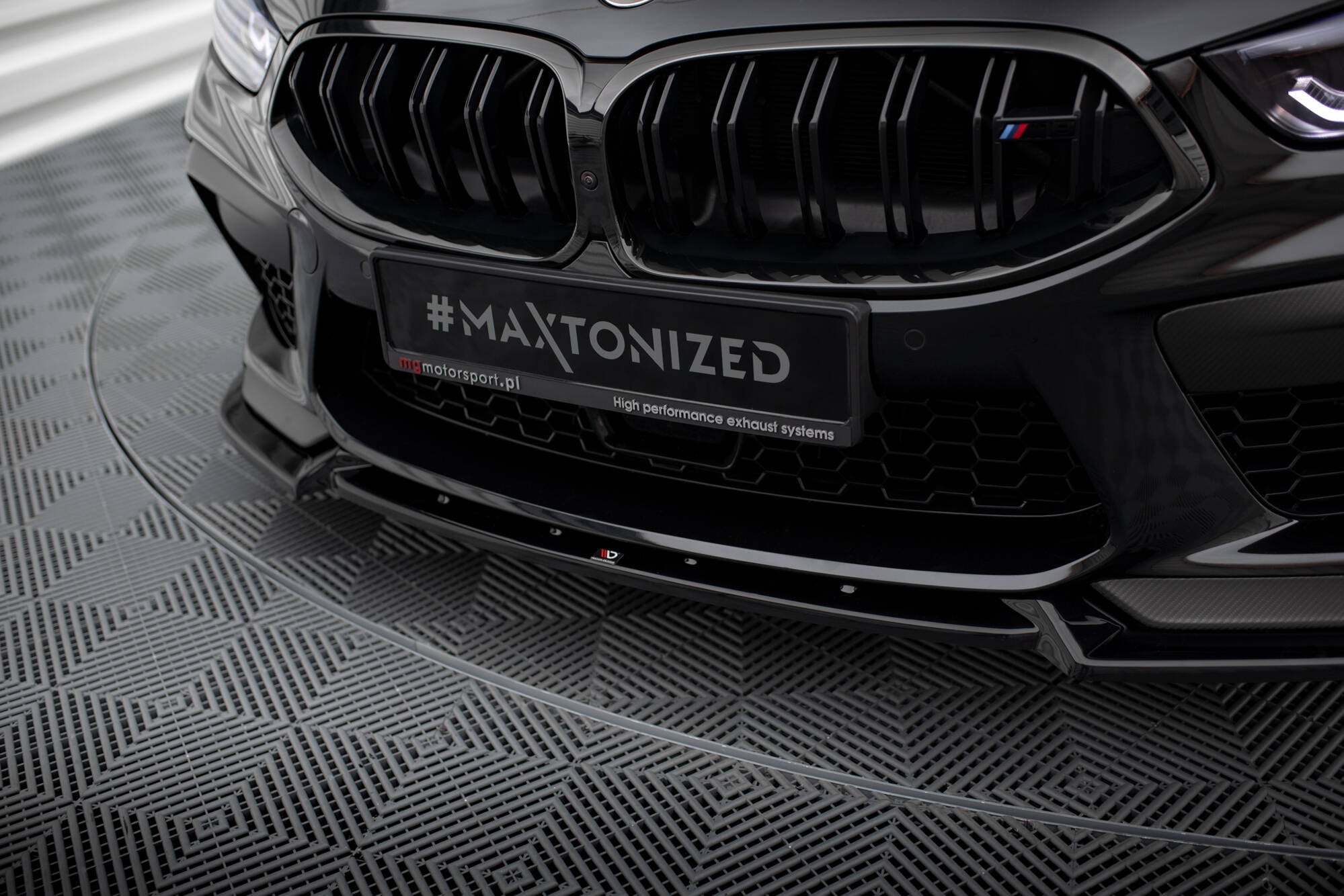 Maxton Design Set Of Splitters para BMW M8 Gran Coupe F93 - imagen 2