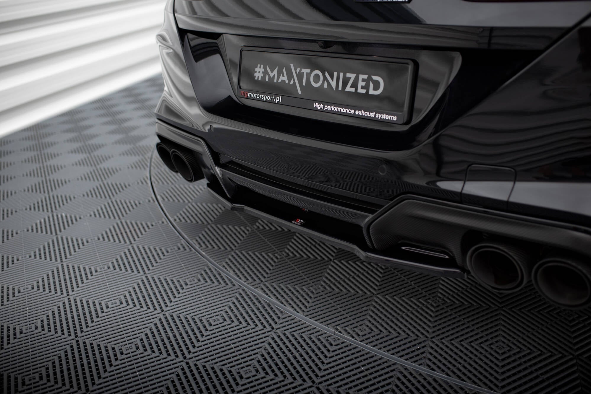 Maxton Design Set Of Splitters para BMW M8 Gran Coupe F93 - imagen 5