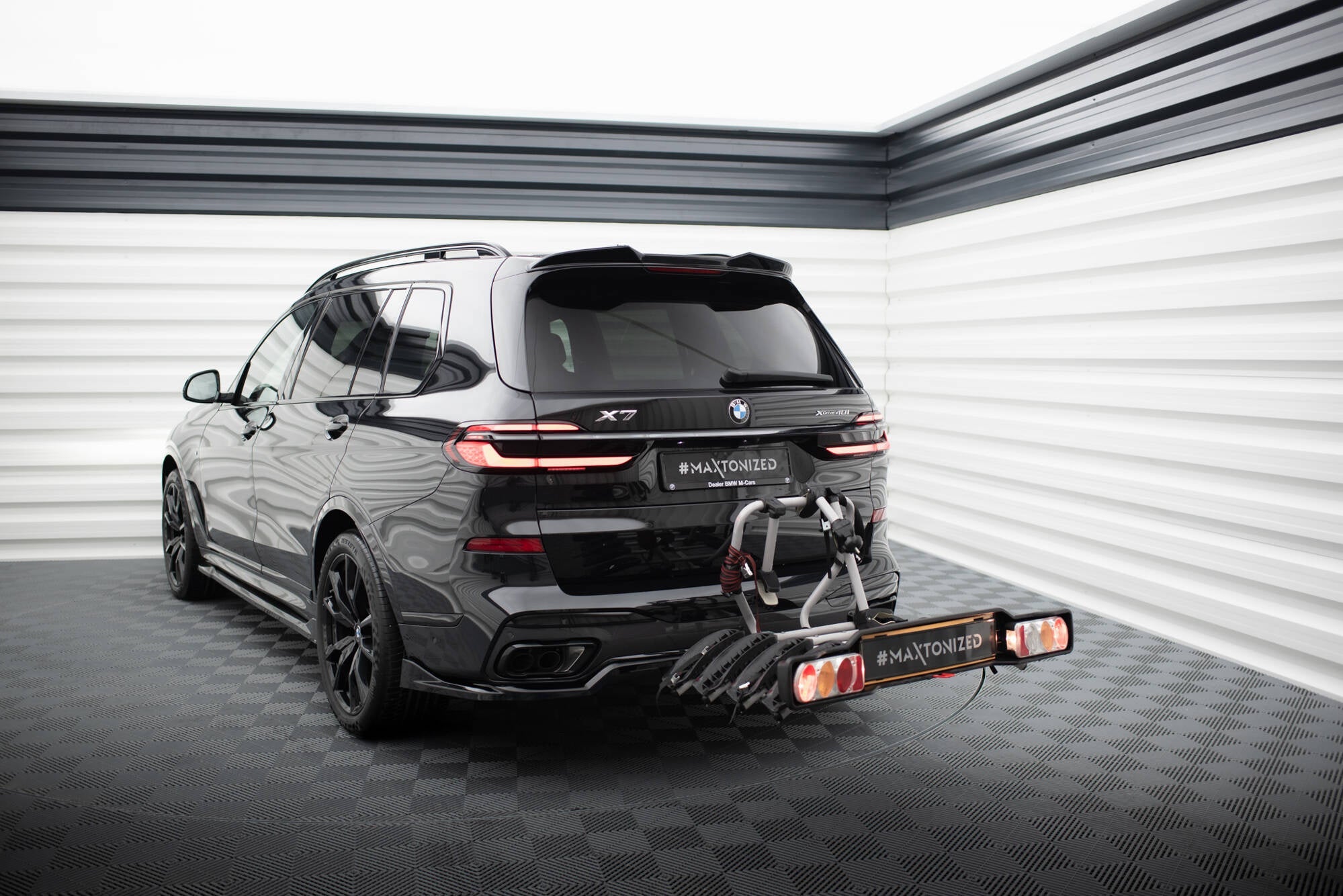 Maxton Design Set Of Splitters para BMW X7 M-Pack G07 Facelift - imagen 12