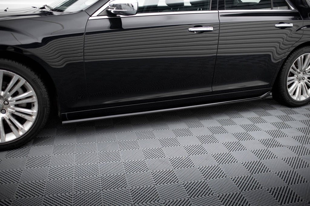 Maxton Design Set Of Splitters para Chrysler 300 Mk2 - imagen 5