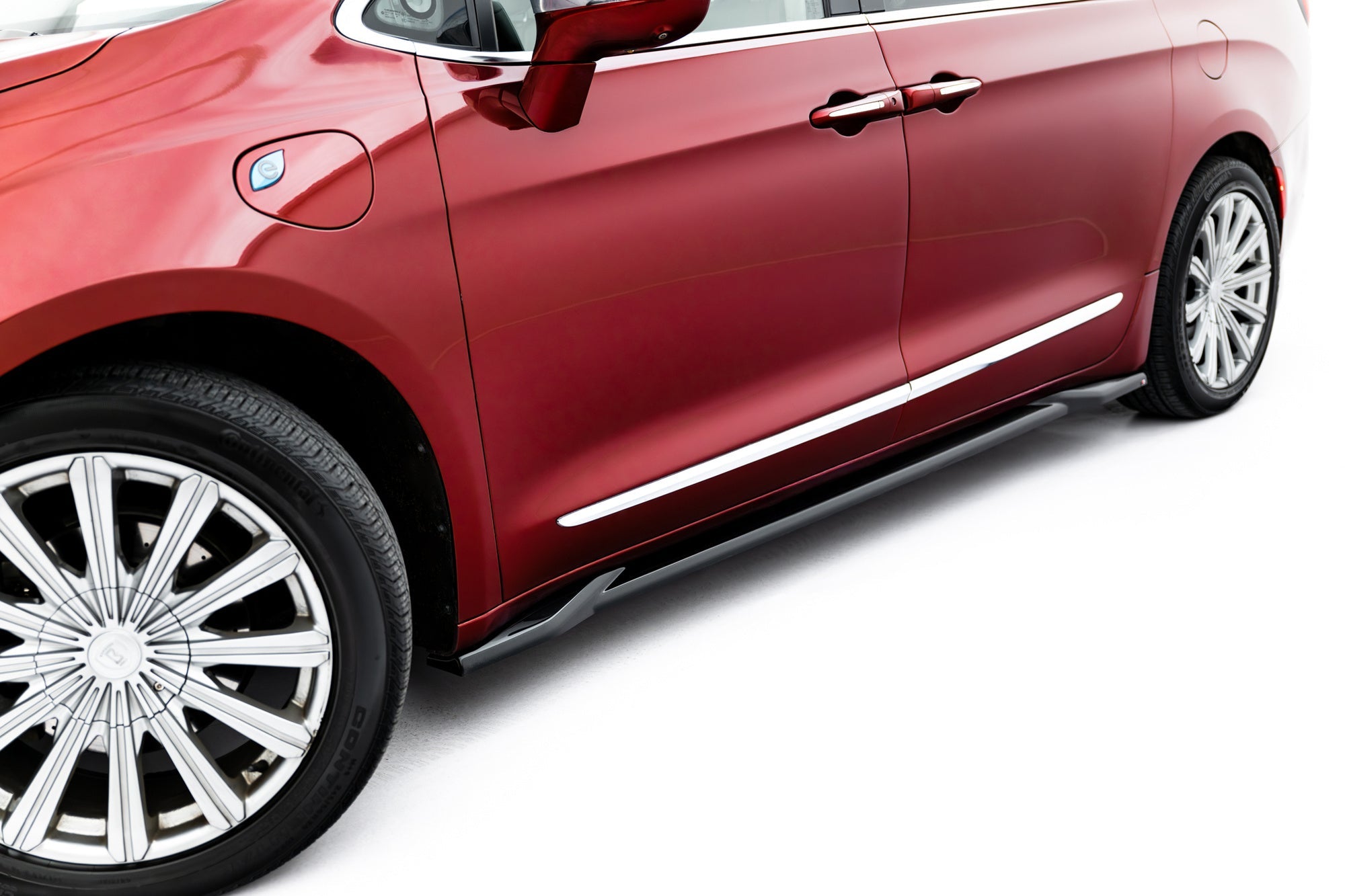 Maxton Design Set Of Splitters para Chrysler Pacifica Mk2 - imagen 7